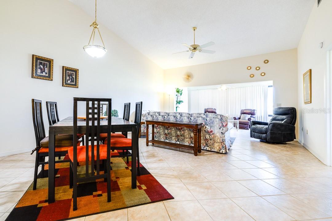 879 COUNTRY CLUB CIR #68, #68