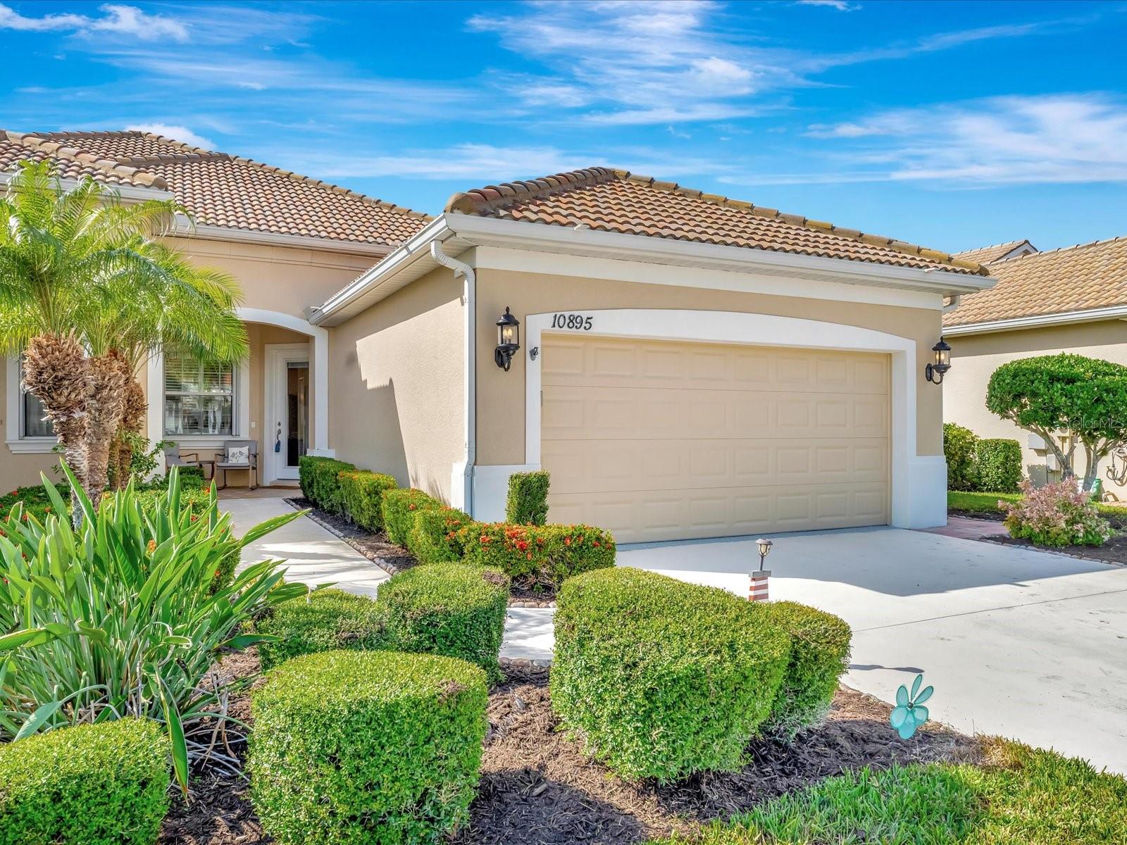 10895 LERWICK CIR