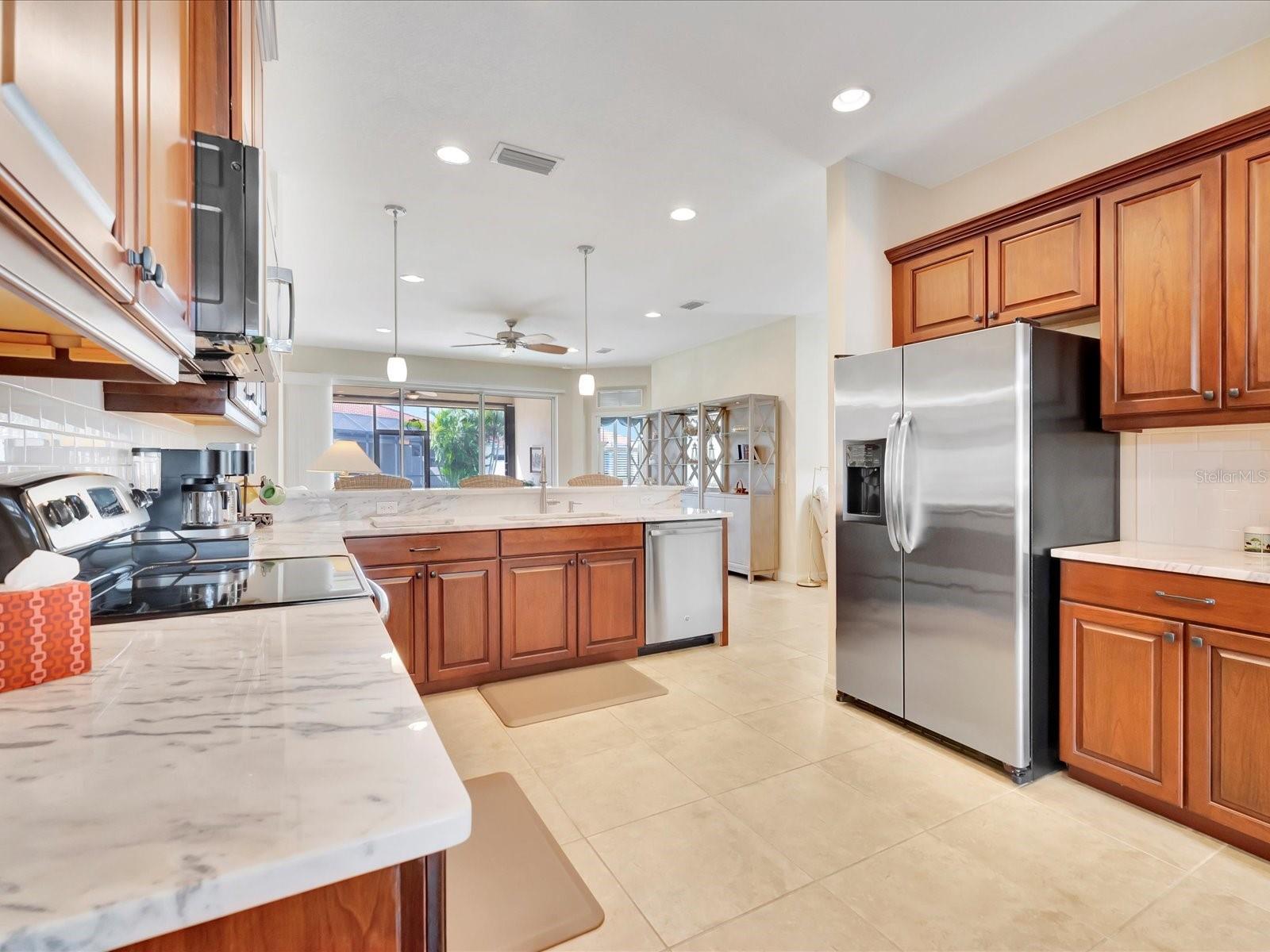 10895 LERWICK CIR