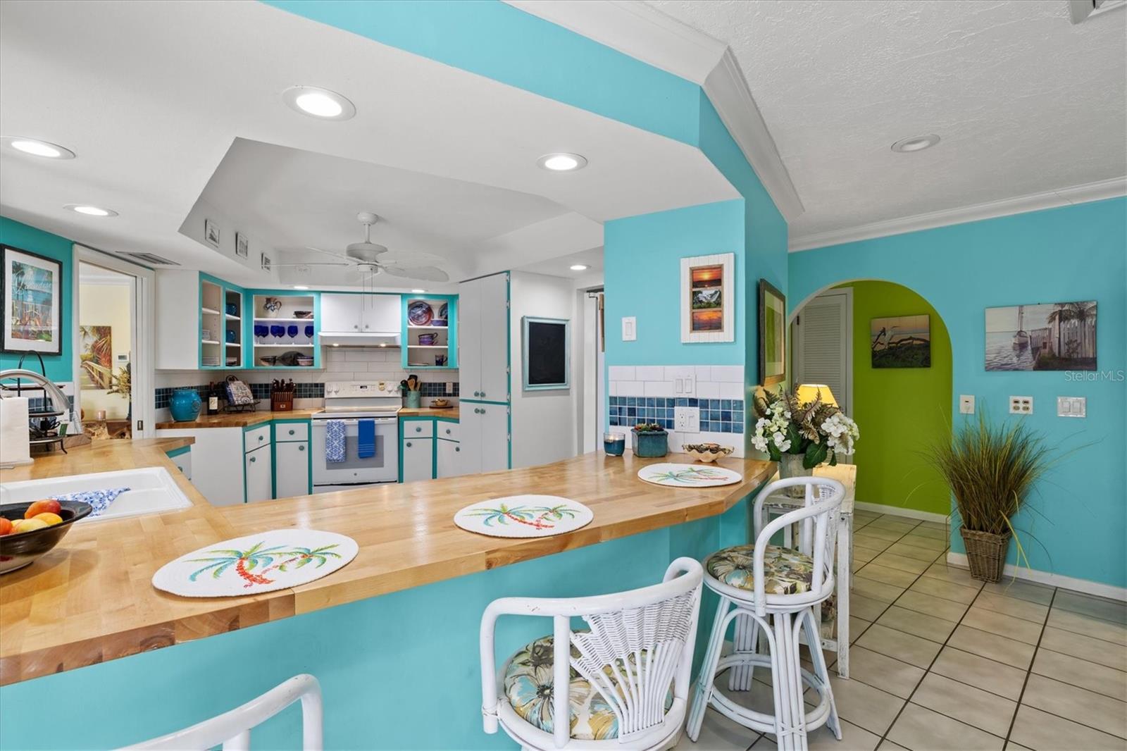 5080 LEMON BAY DR