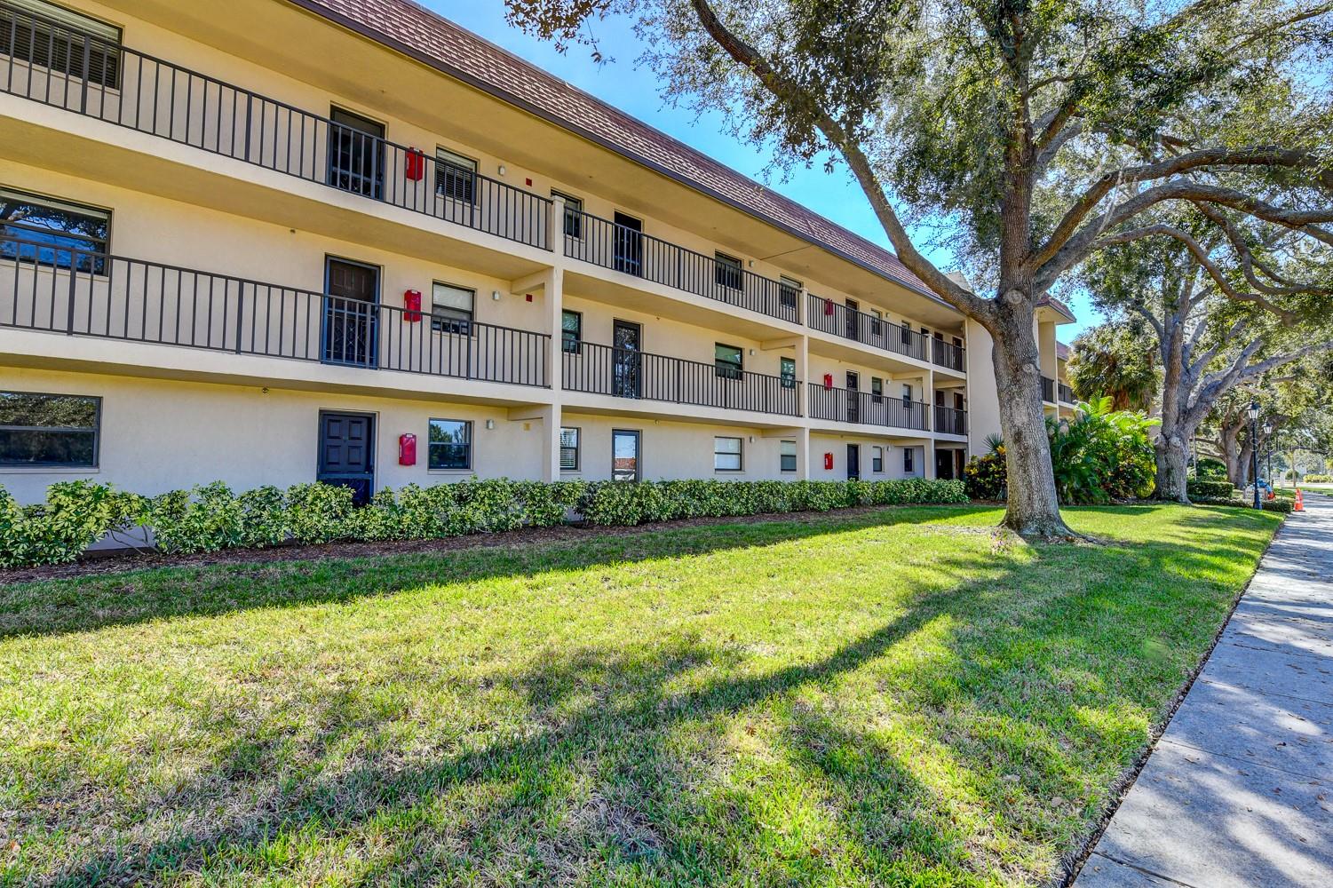 104 CAPRI ISLES BLVD #310, #310