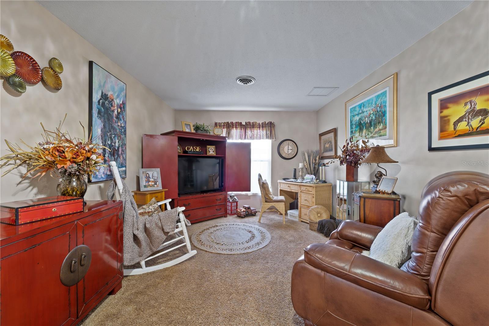 672 TANAGER RD