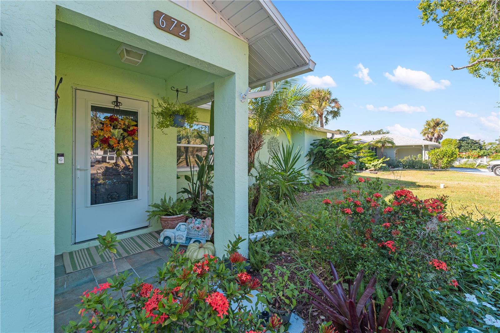 672 TANAGER RD