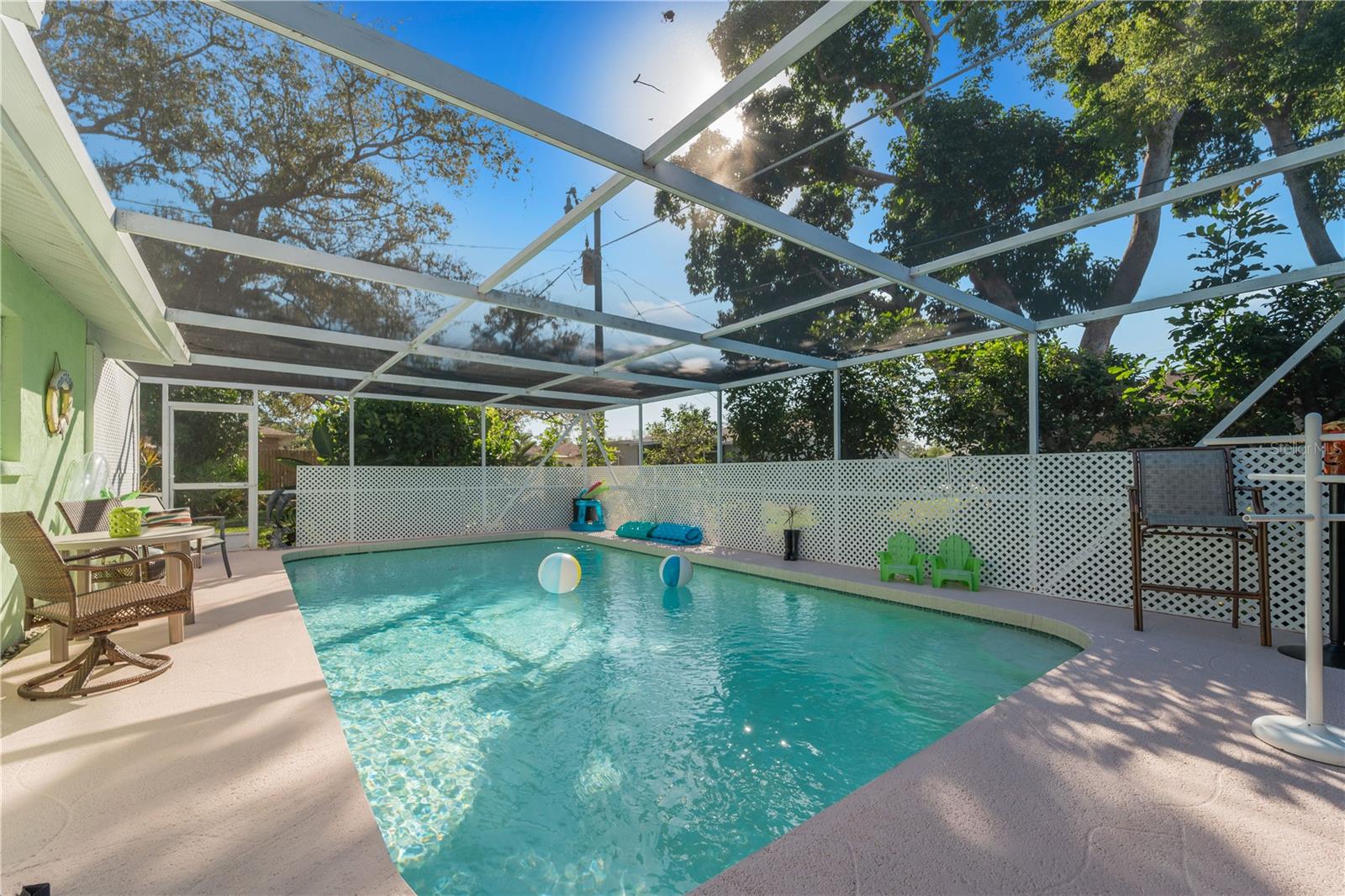672 TANAGER RD