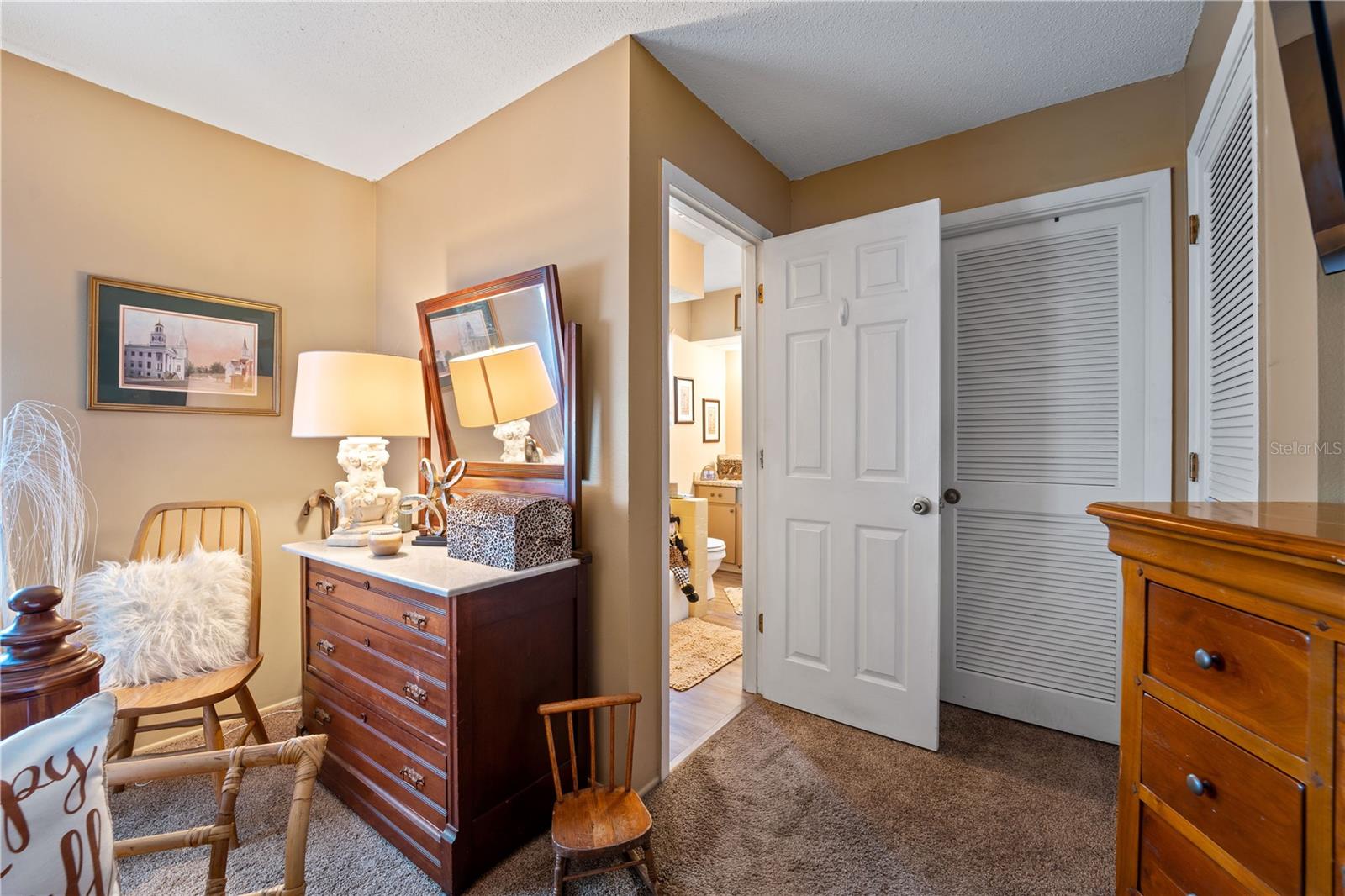 672 TANAGER RD