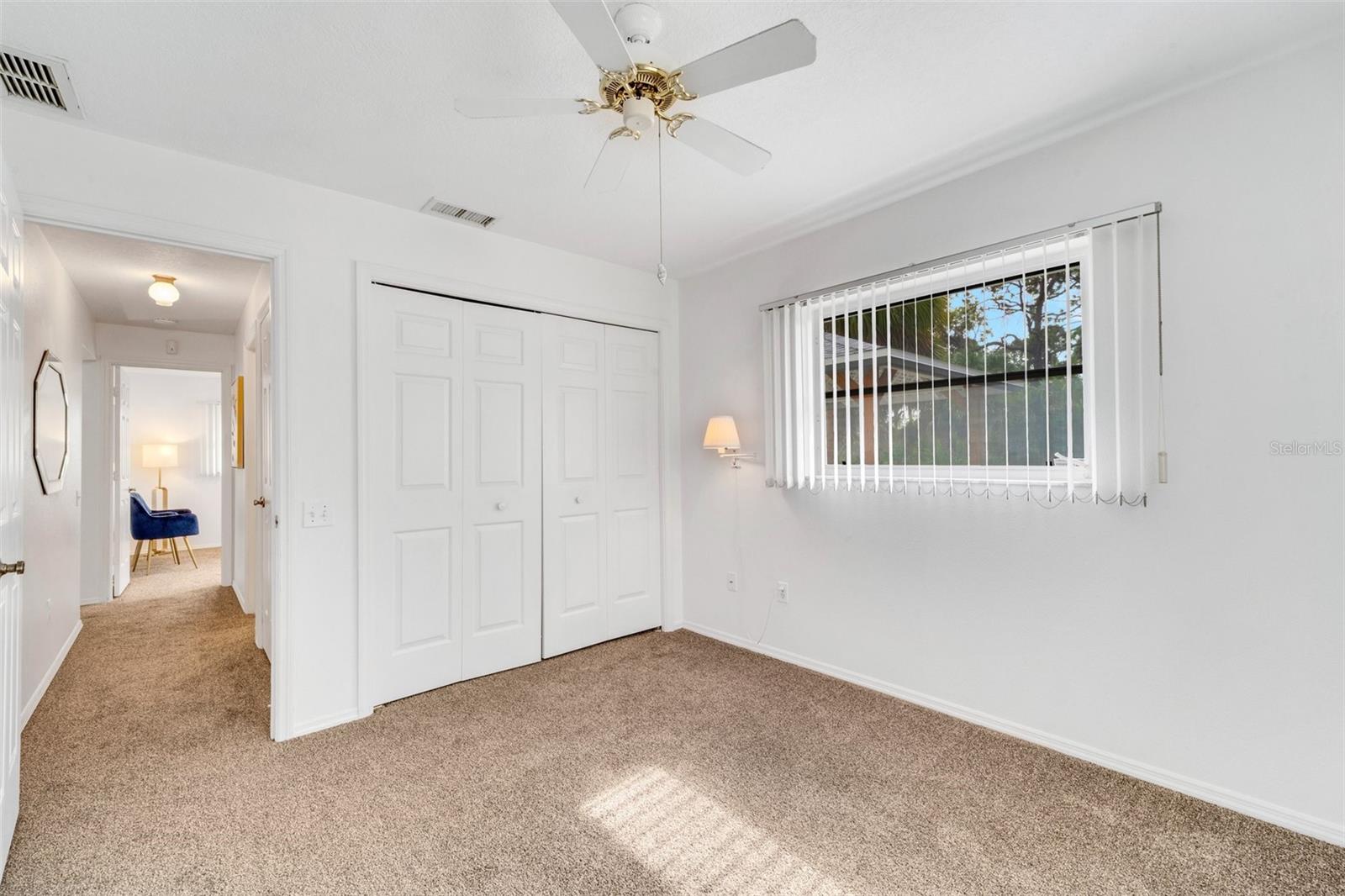 1350 WASHINGTON DR