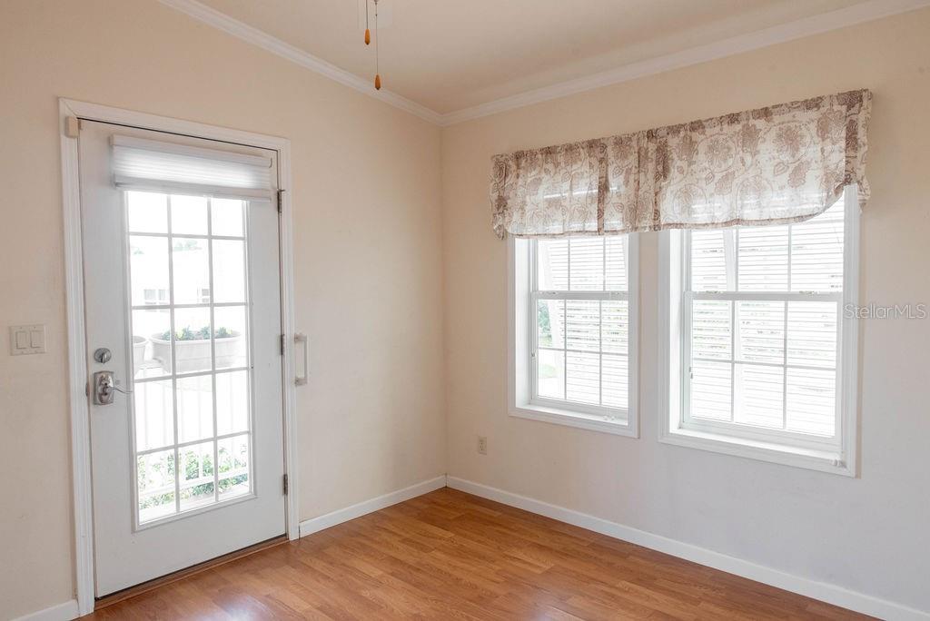 657 N GREEN CIR #182, #182