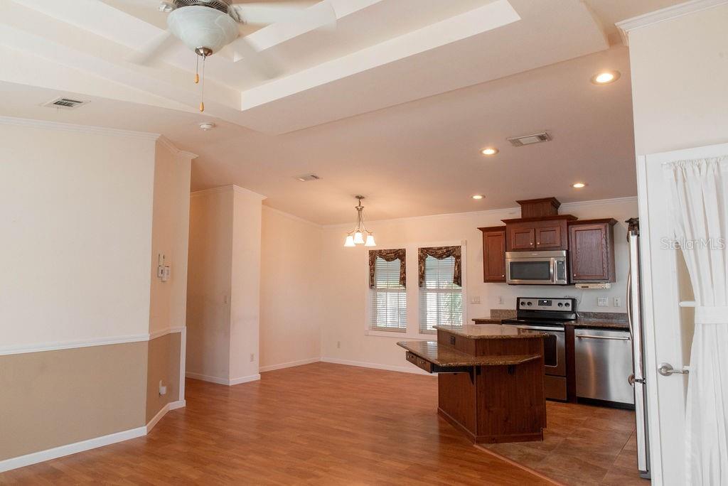 657 N GREEN CIR #182, #182