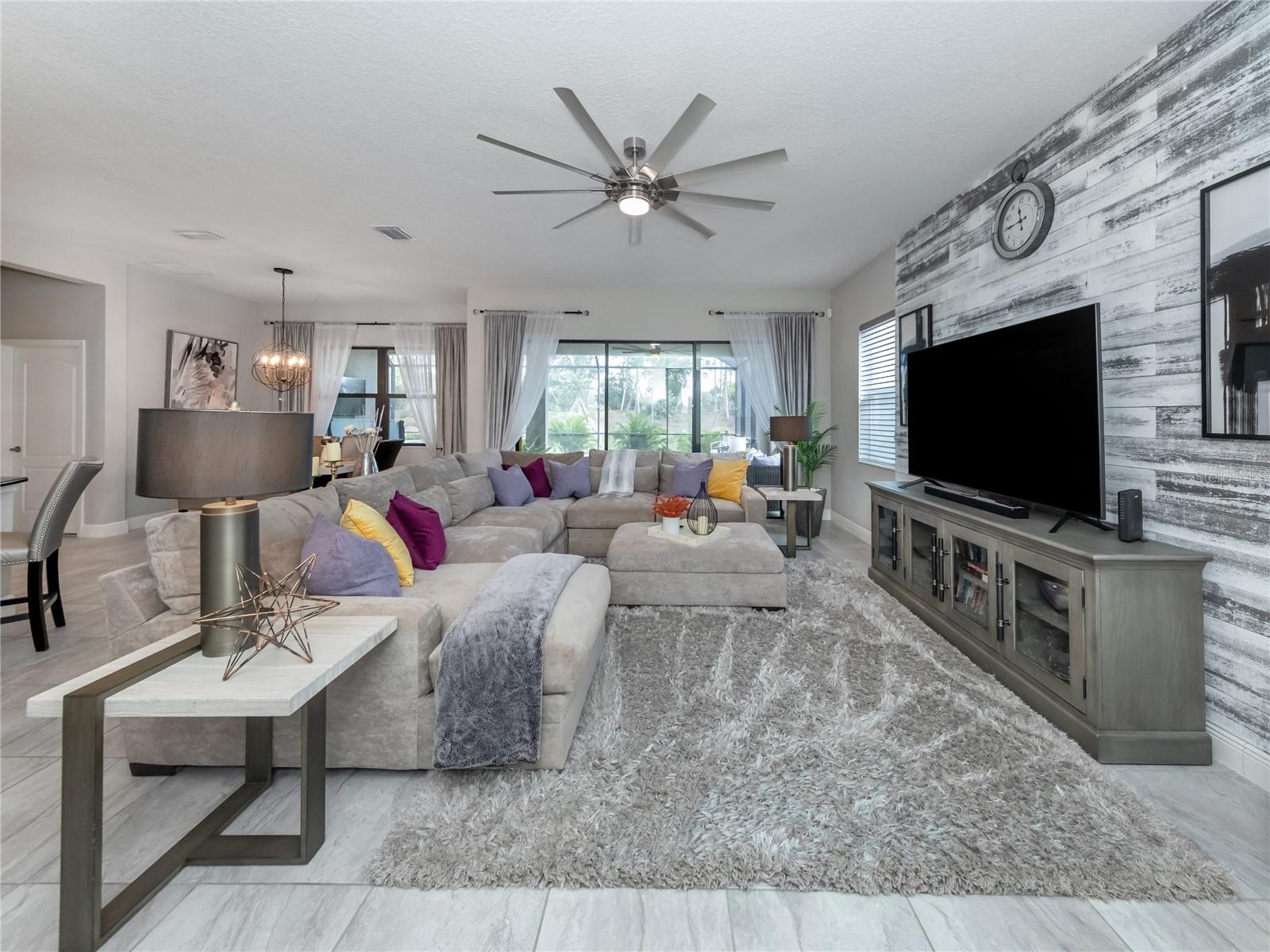 13113 STEINHATCHEE LOOP