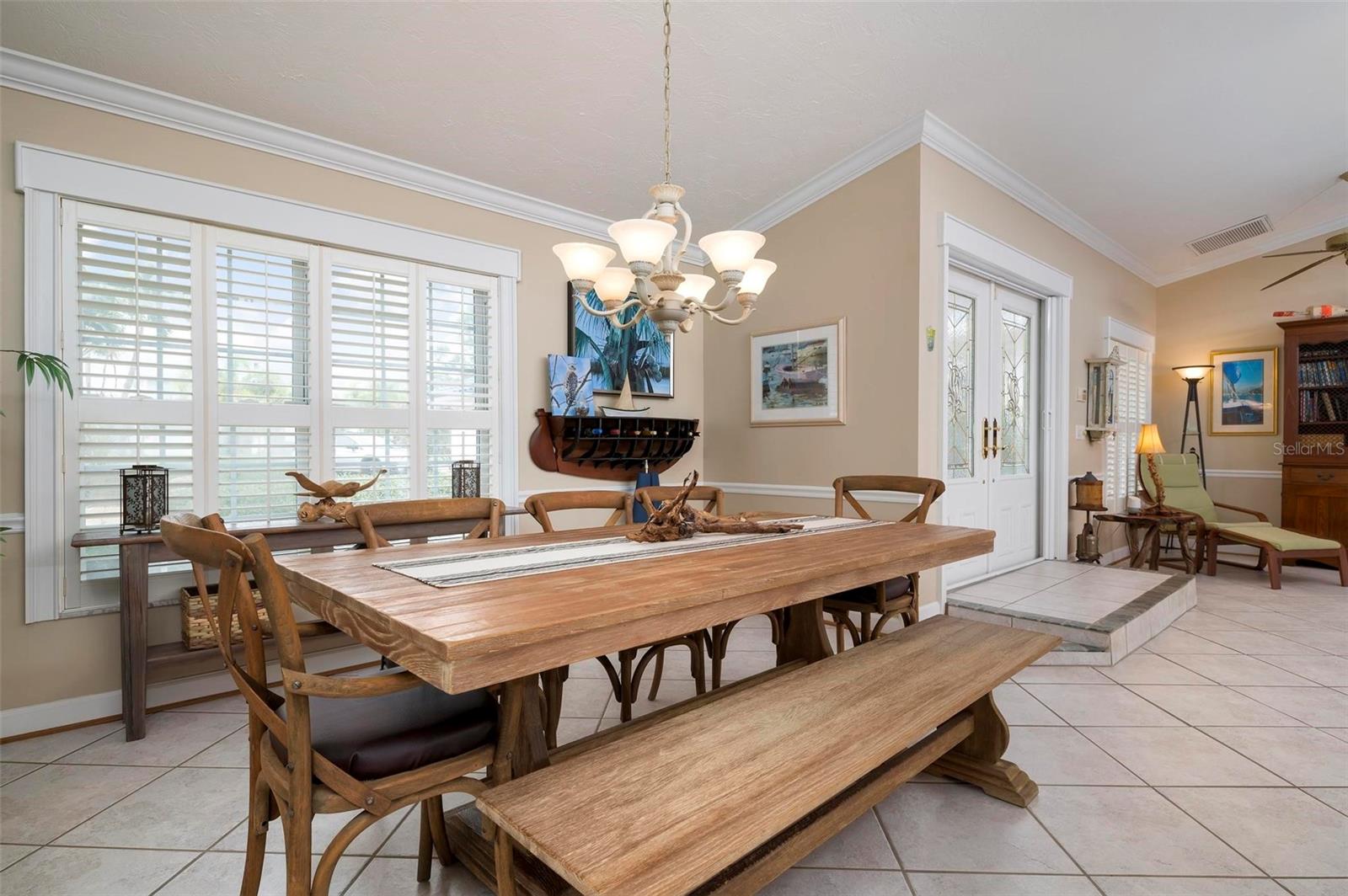 533 KEY ROYALE DR