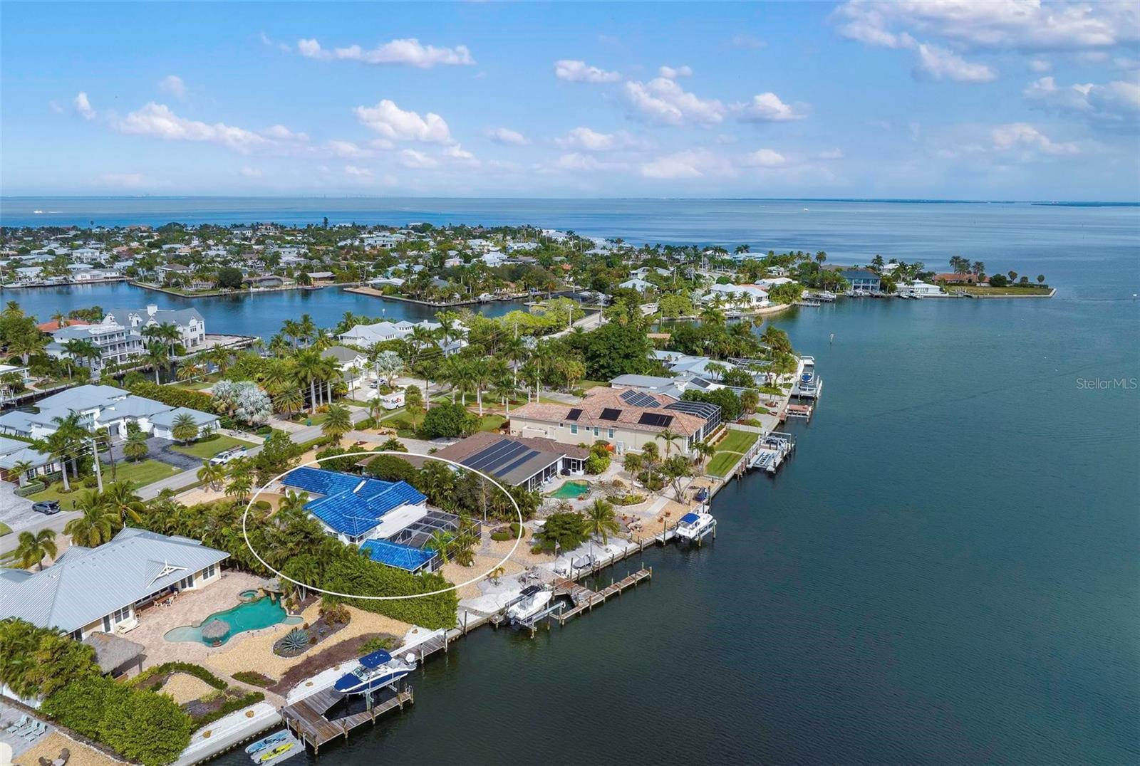 533 KEY ROYALE DR