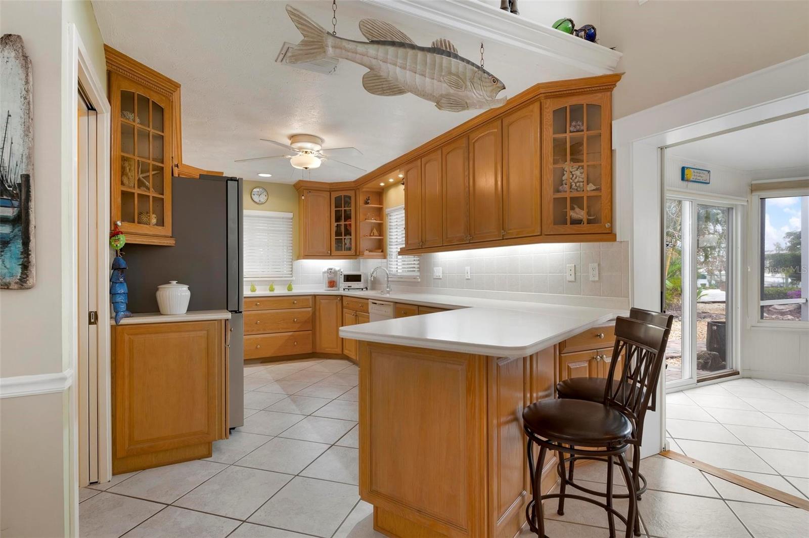 533 KEY ROYALE DR