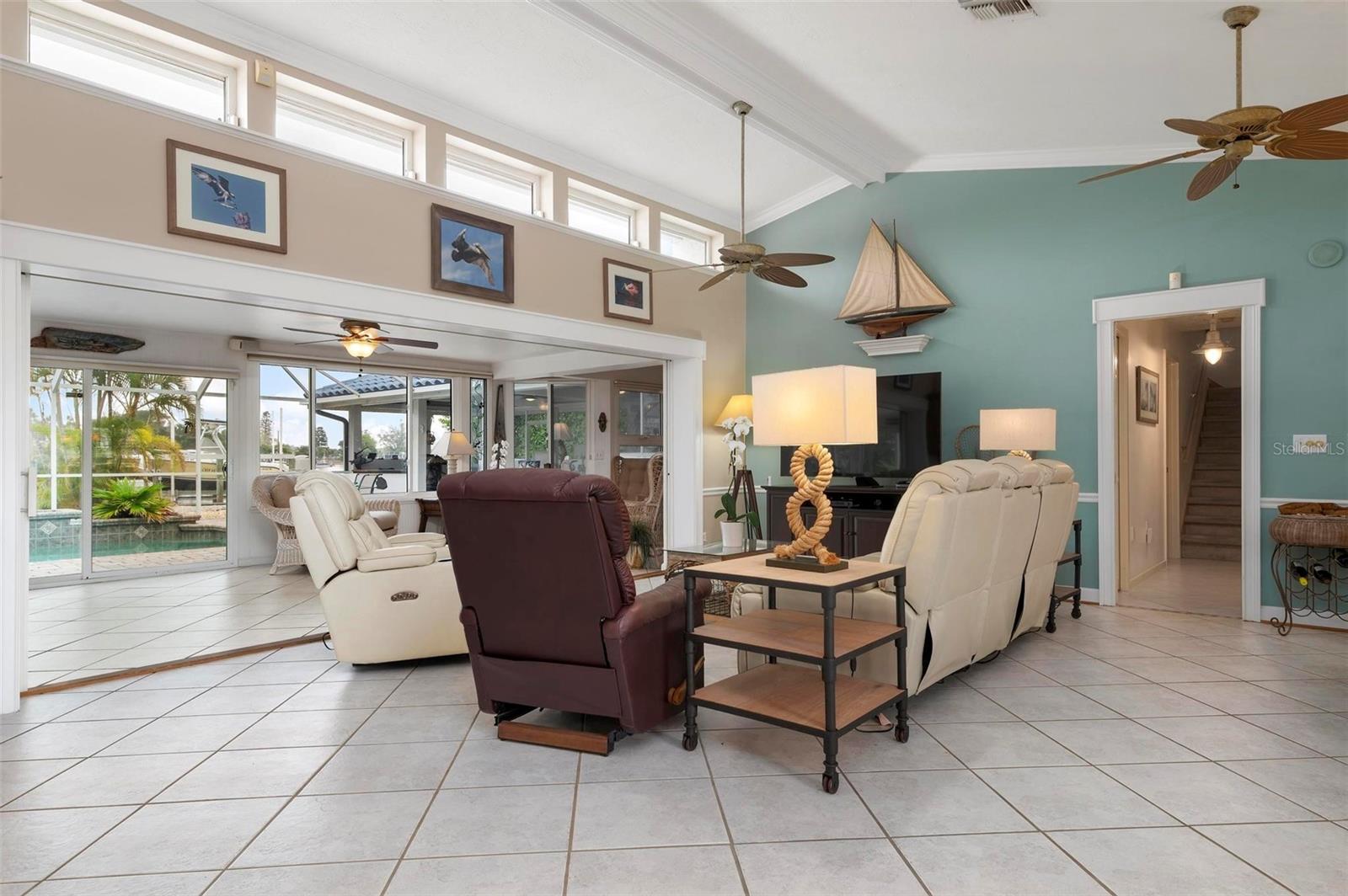 533 KEY ROYALE DR