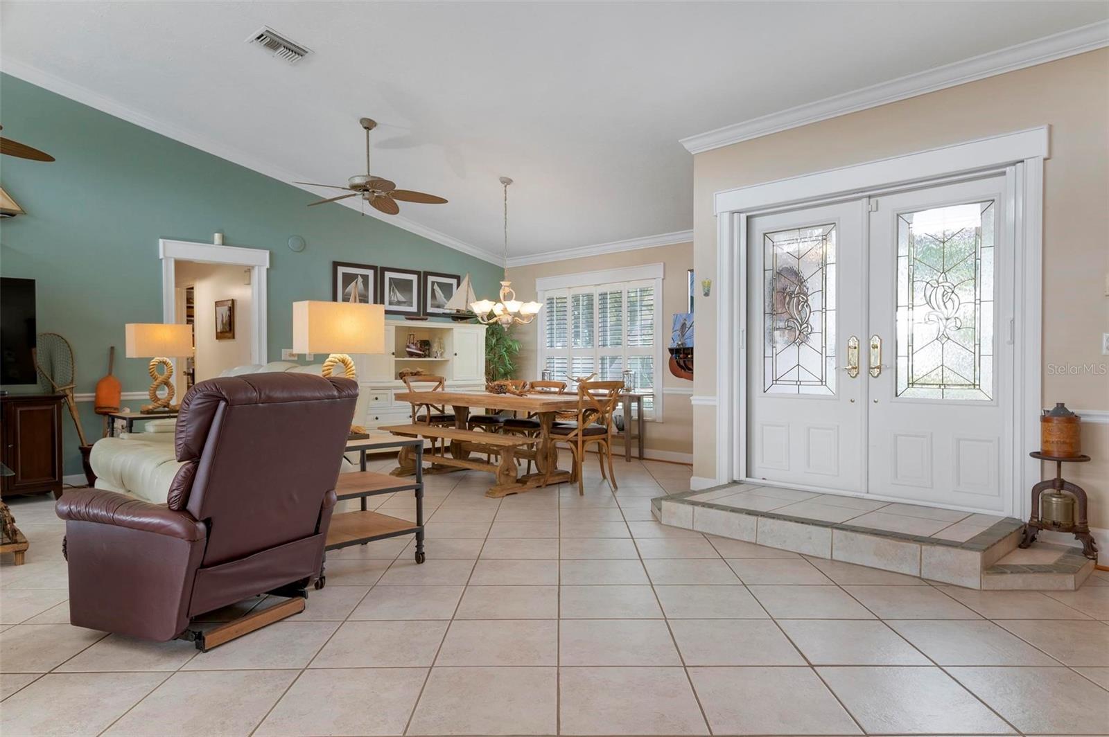 533 KEY ROYALE DR