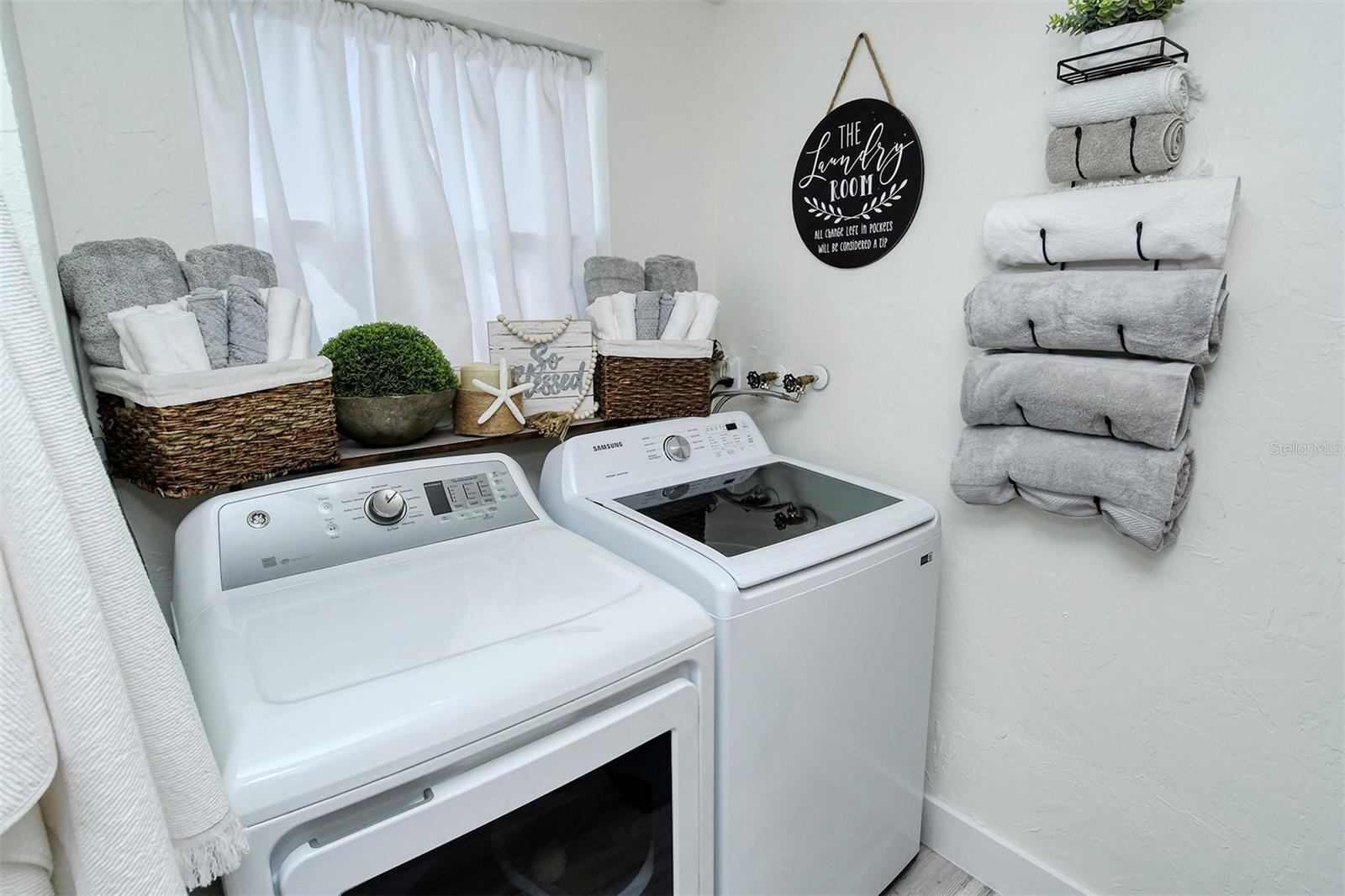459 E BAFFIN DR