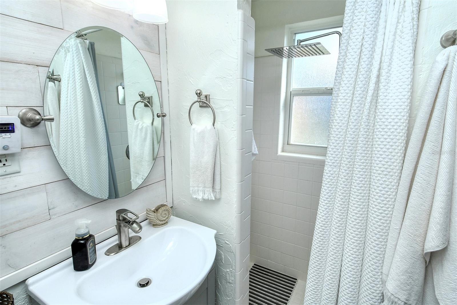 459 E BAFFIN DR