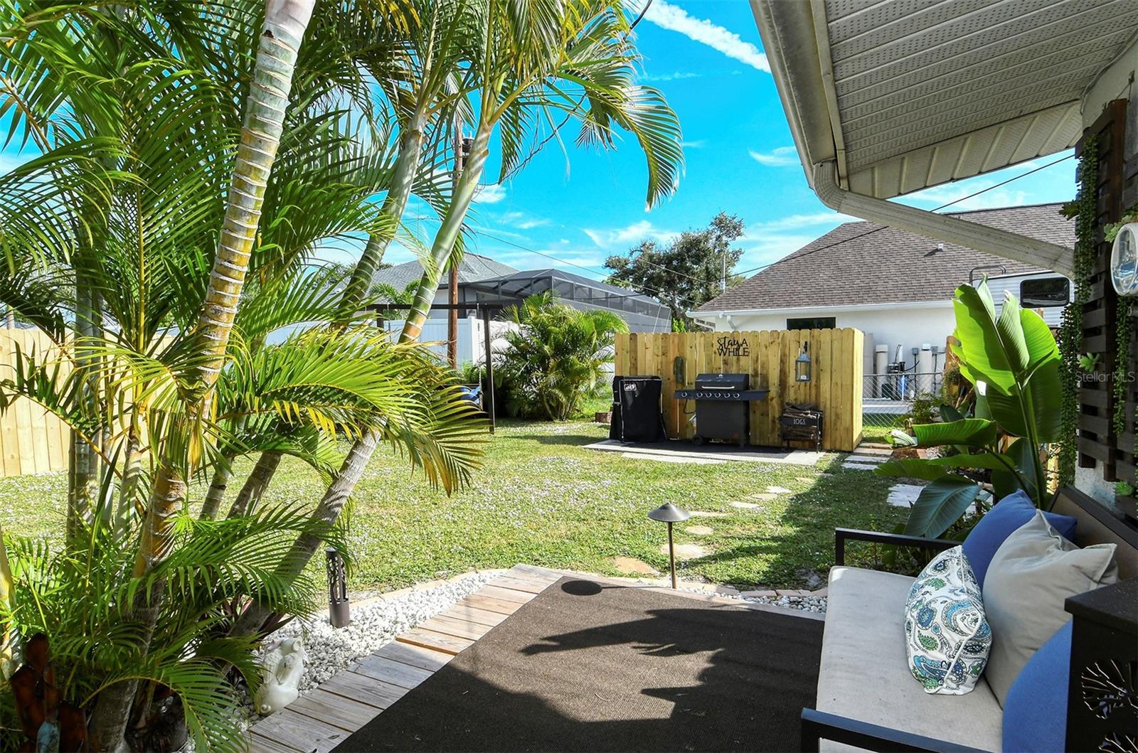 459 E BAFFIN DR
