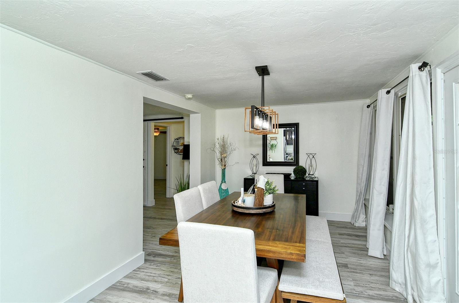 459 E BAFFIN DR