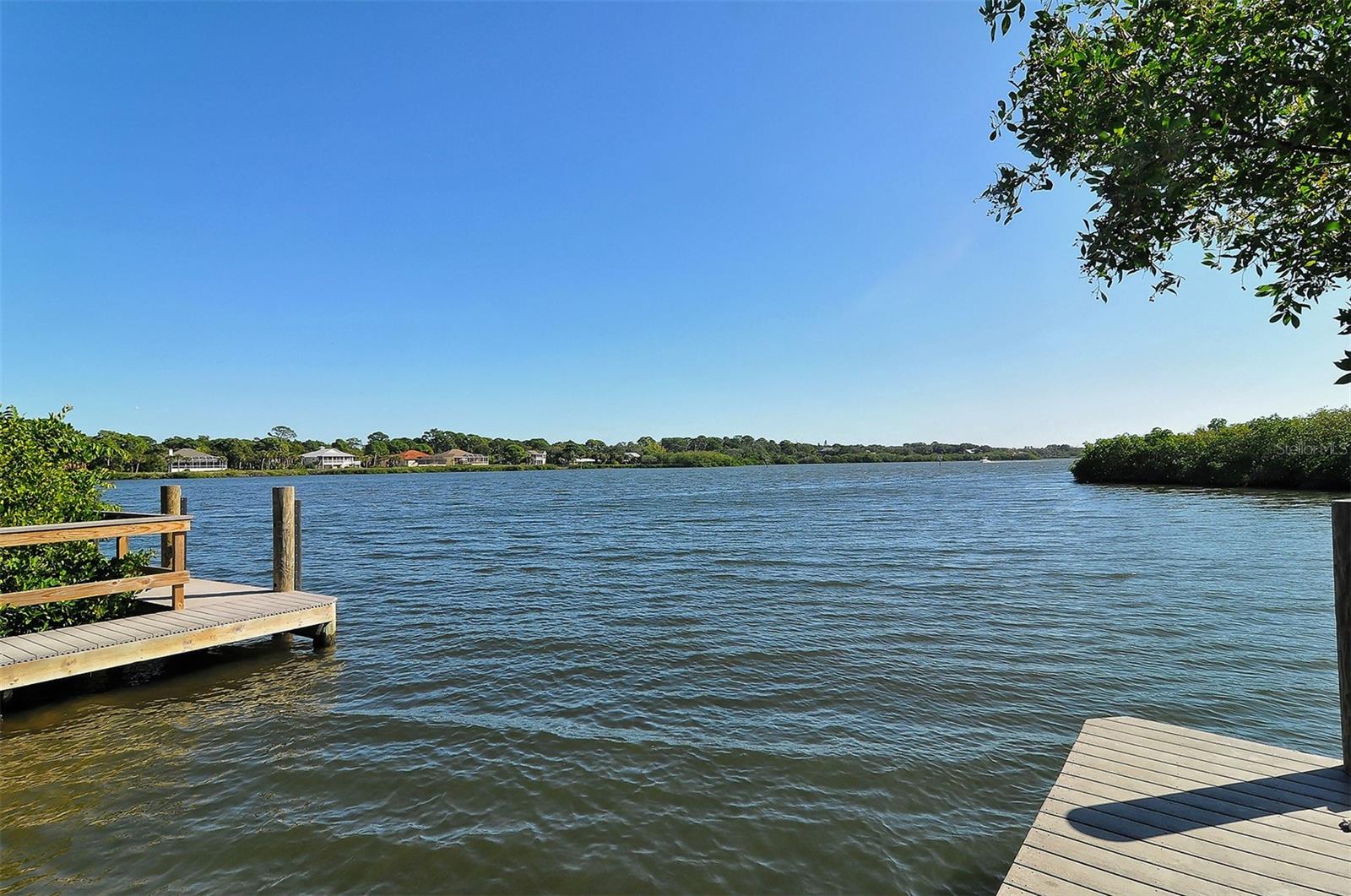 459 E BAFFIN DR