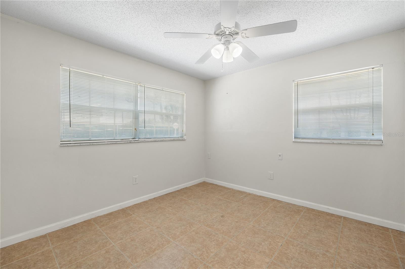 4158 TAMIAMI TRL #B-6, #B-6