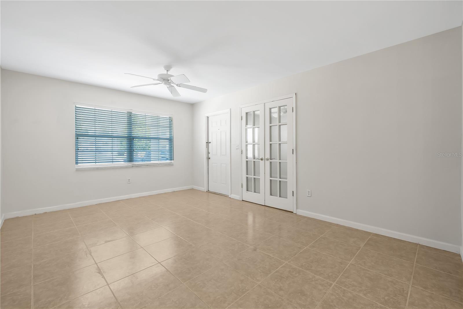 4158 TAMIAMI TRL #B-6, #B-6