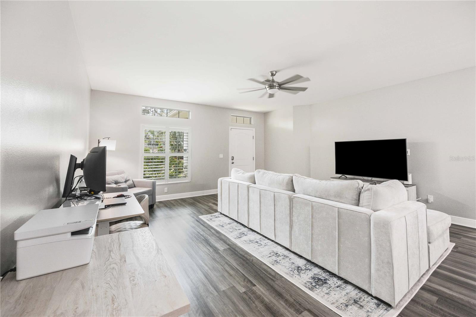 550 FOXGLOVE RD