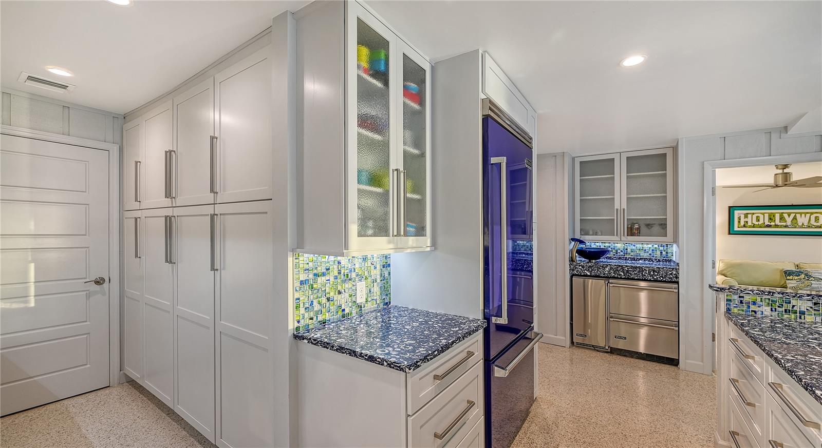 7180 MANASOTA KEY RD
