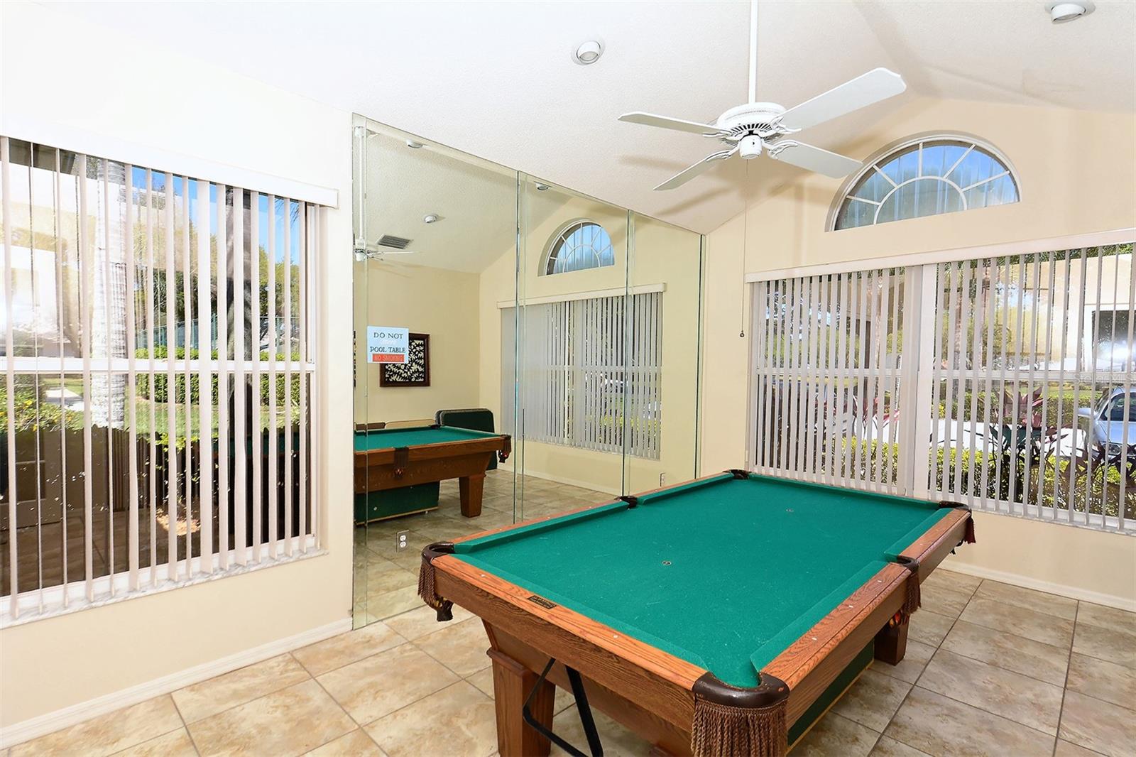 551 CATALINA ISLES CIR