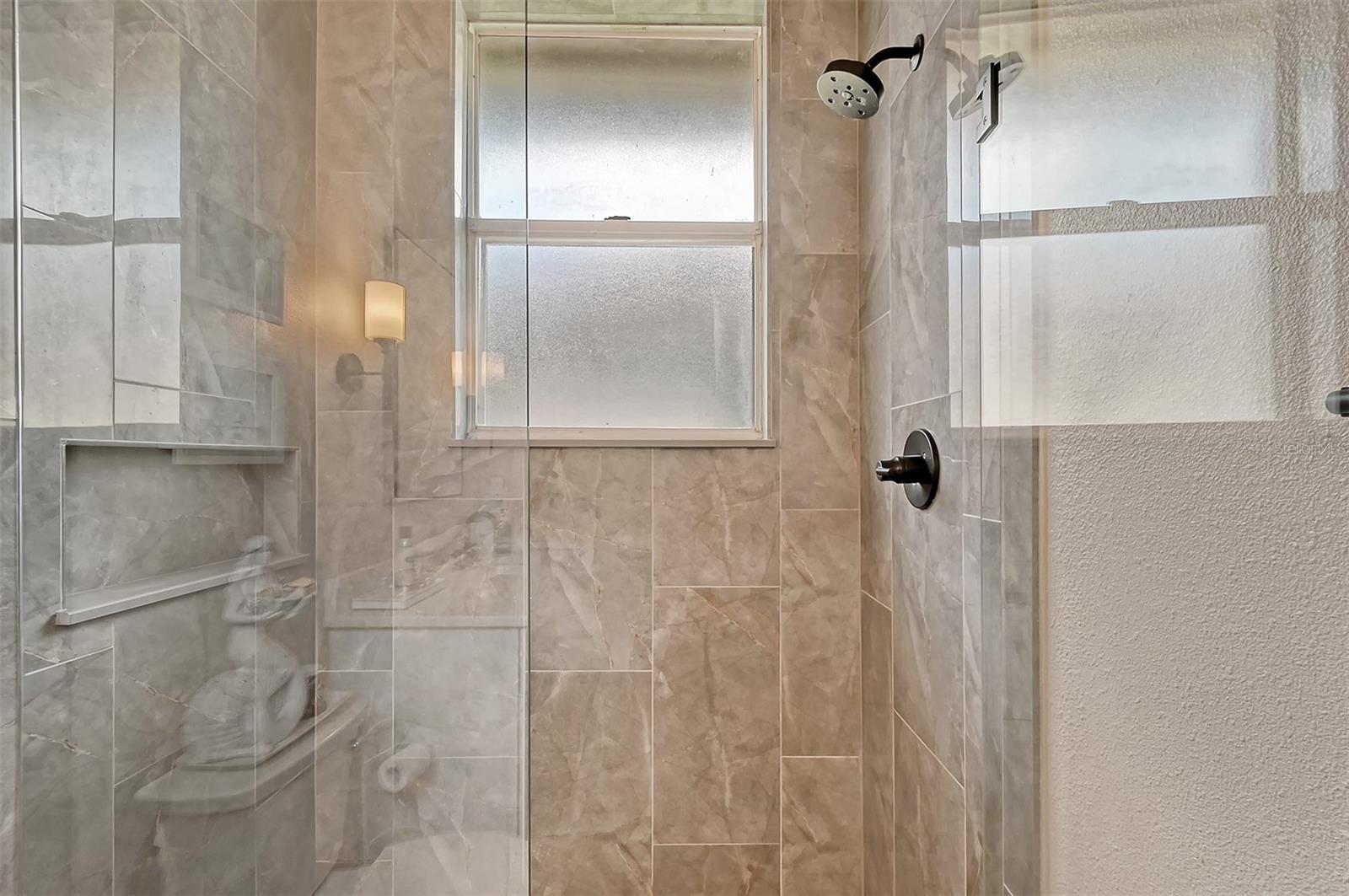 551 CATALINA ISLES CIR