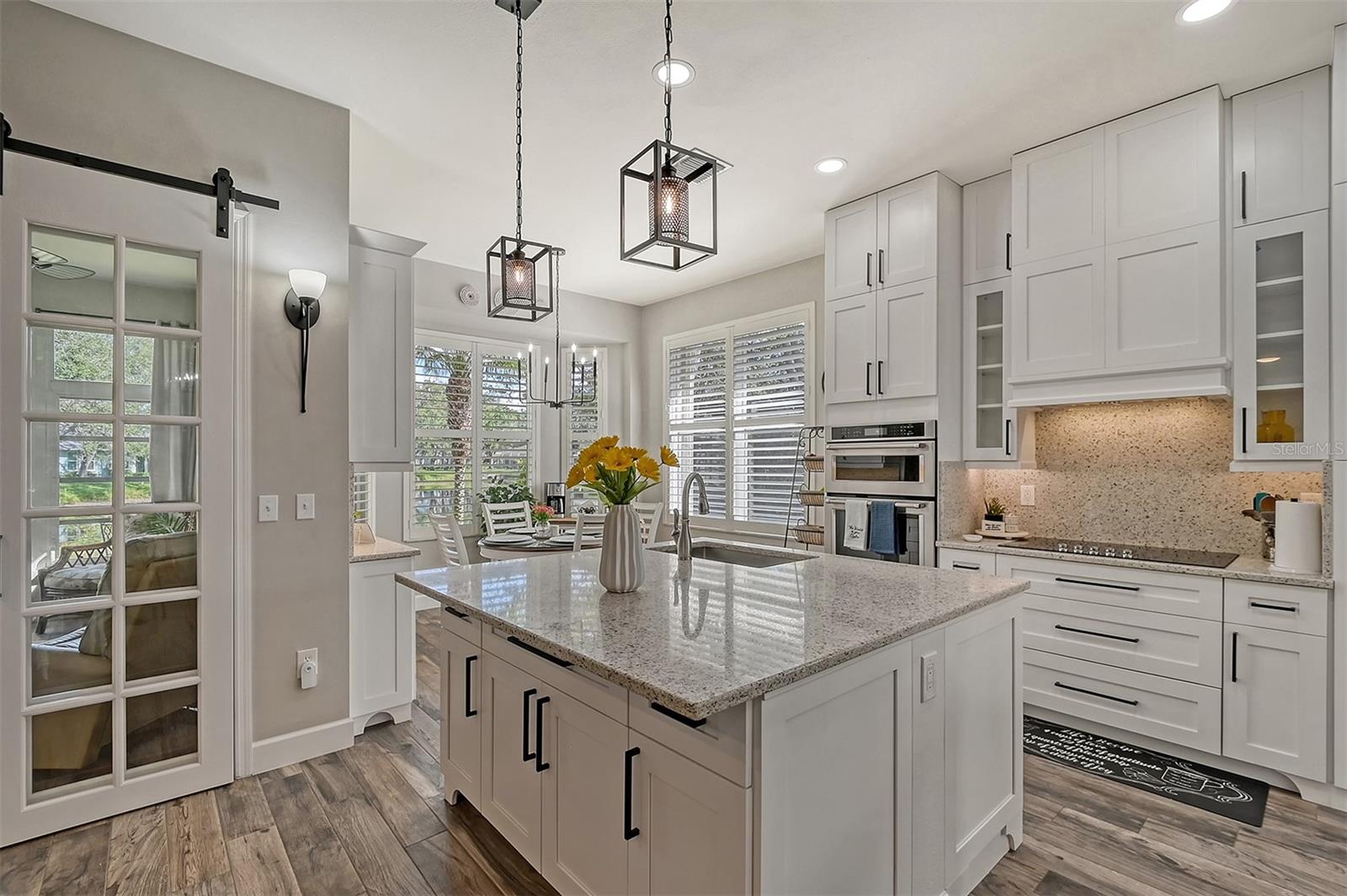 551 CATALINA ISLES CIR