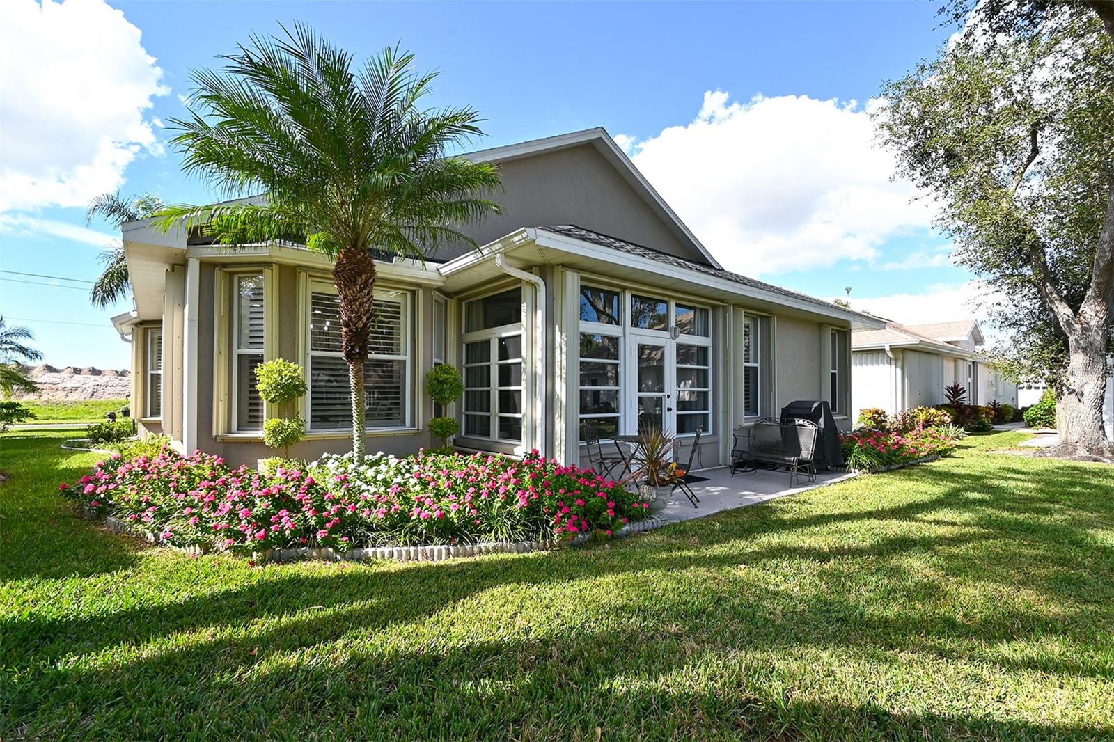 551 CATALINA ISLES CIR