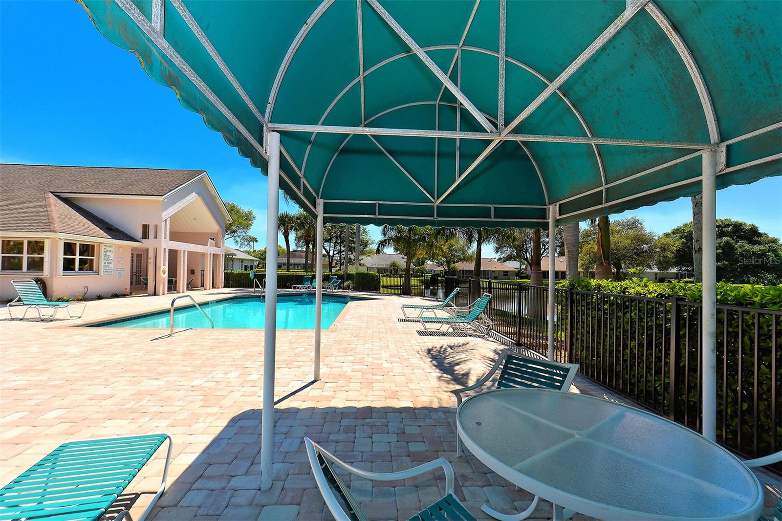 551 CATALINA ISLES CIR