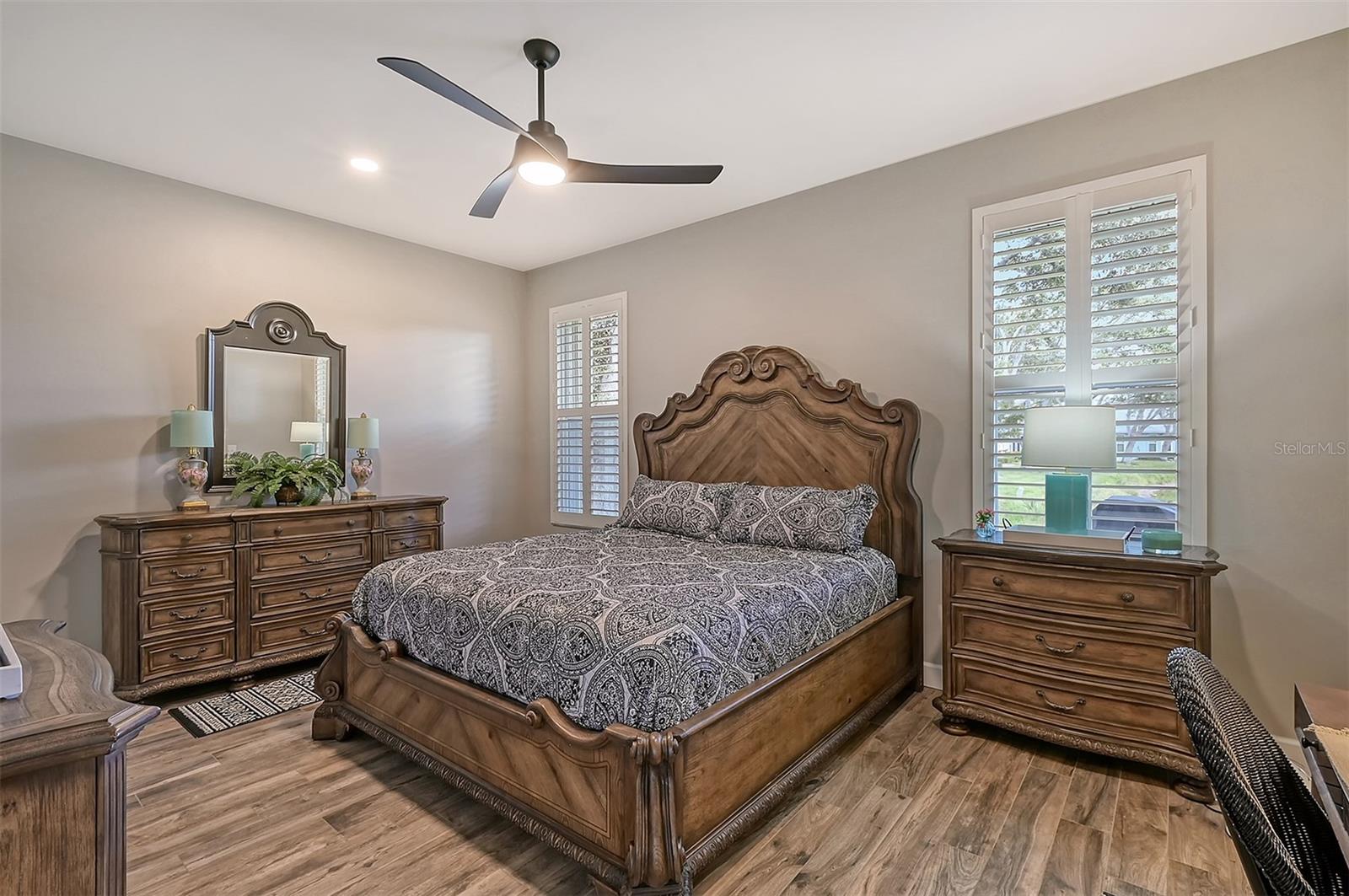 551 CATALINA ISLES CIR