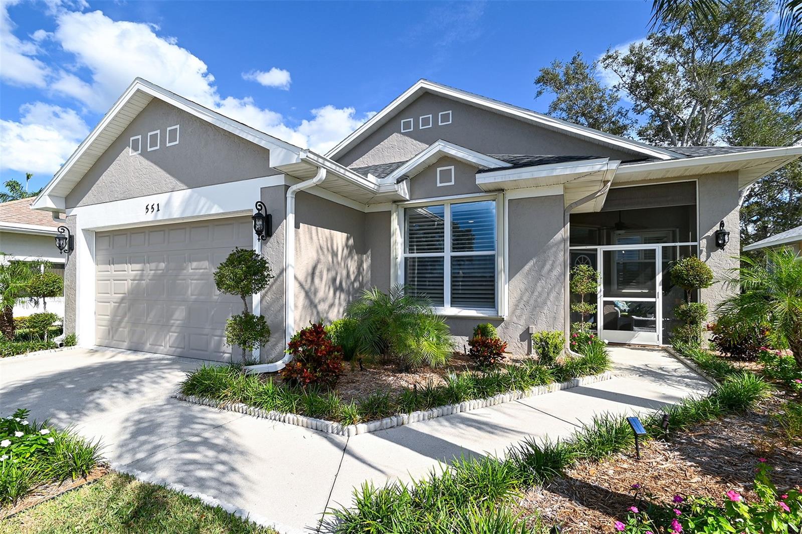 551 CATALINA ISLES CIR