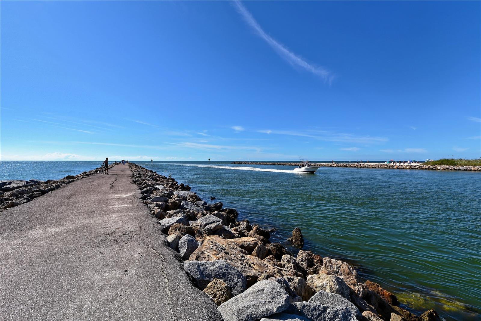 551 CATALINA ISLES CIR