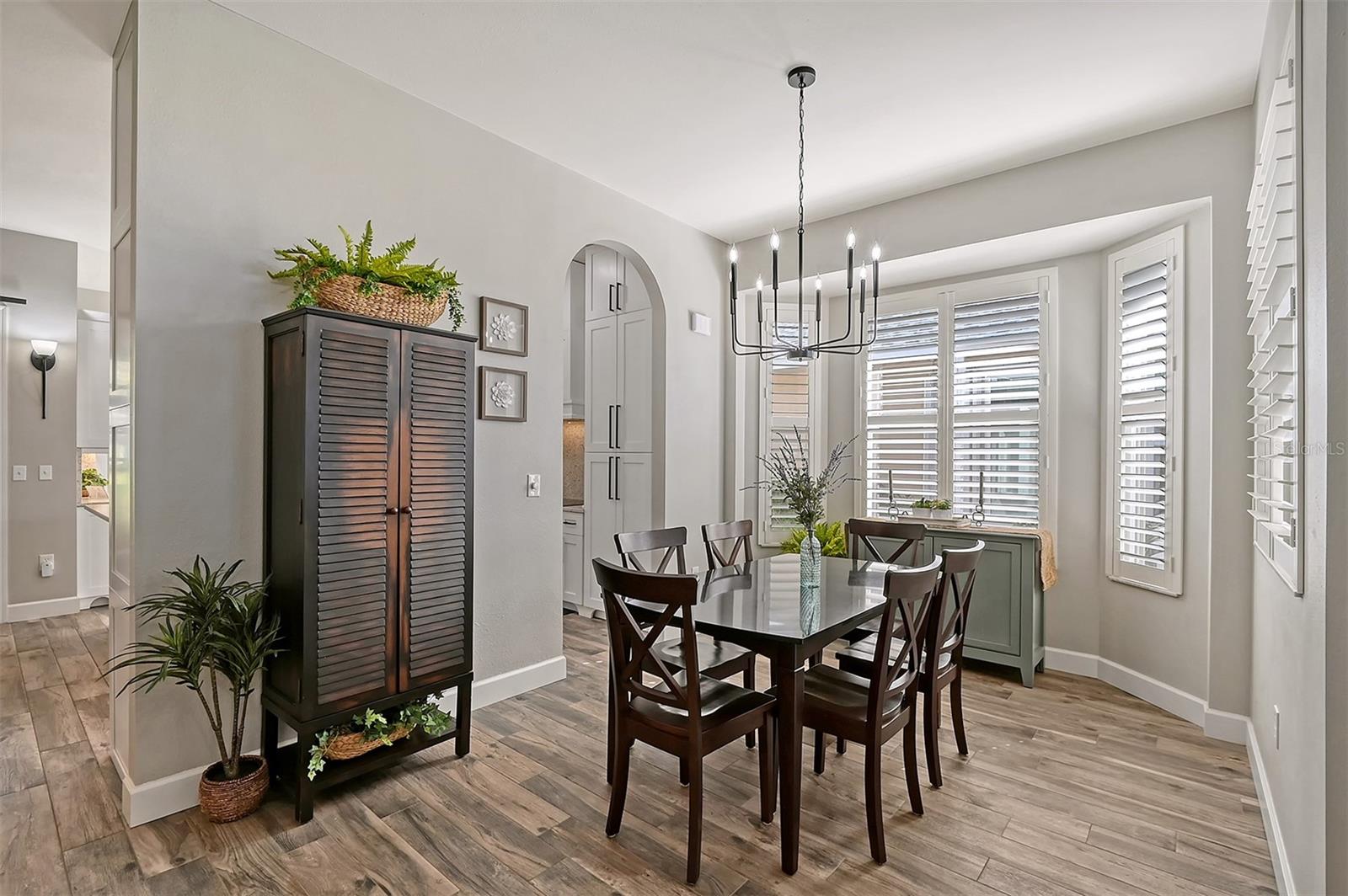 551 CATALINA ISLES CIR