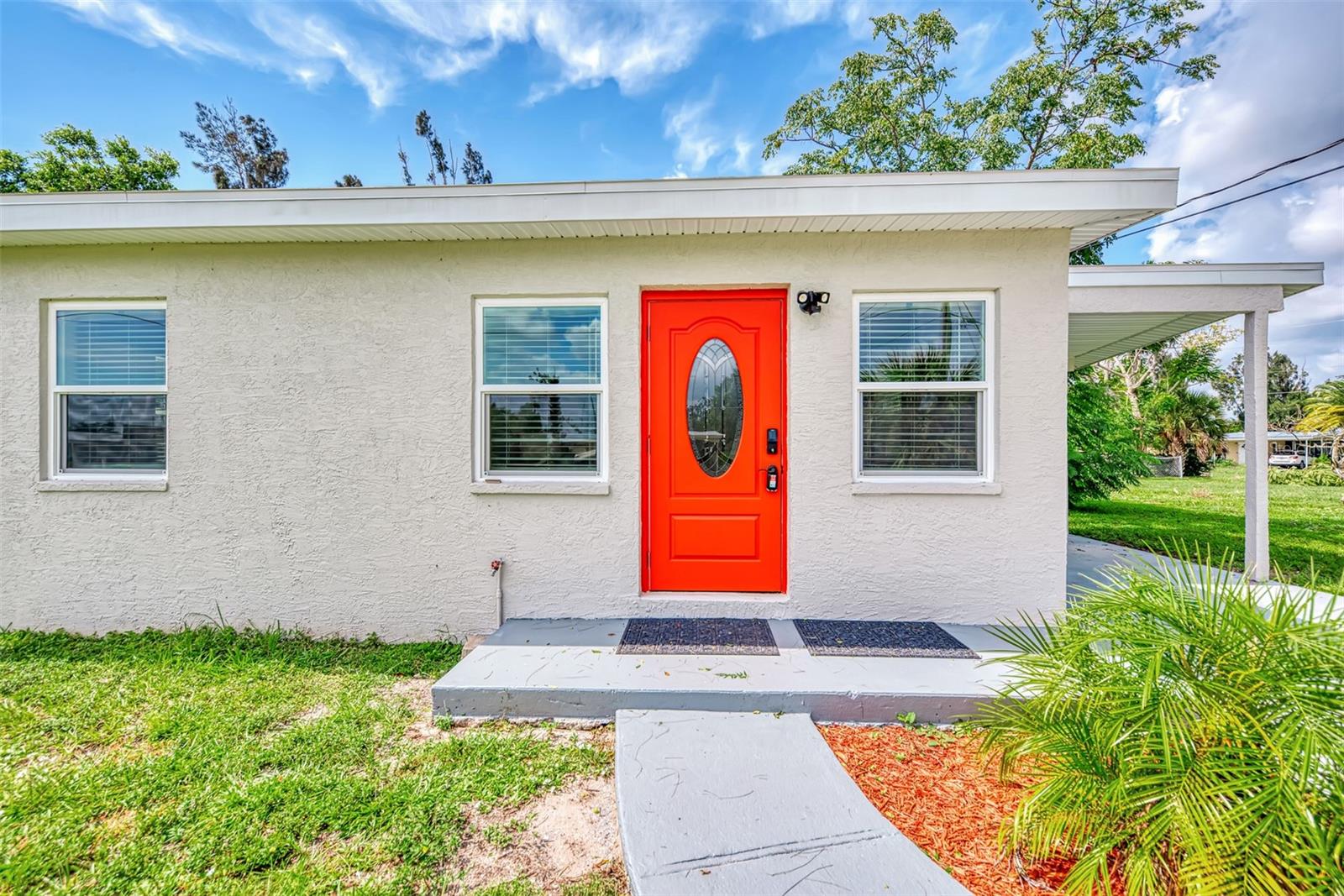 223 MARTIN DR NE
