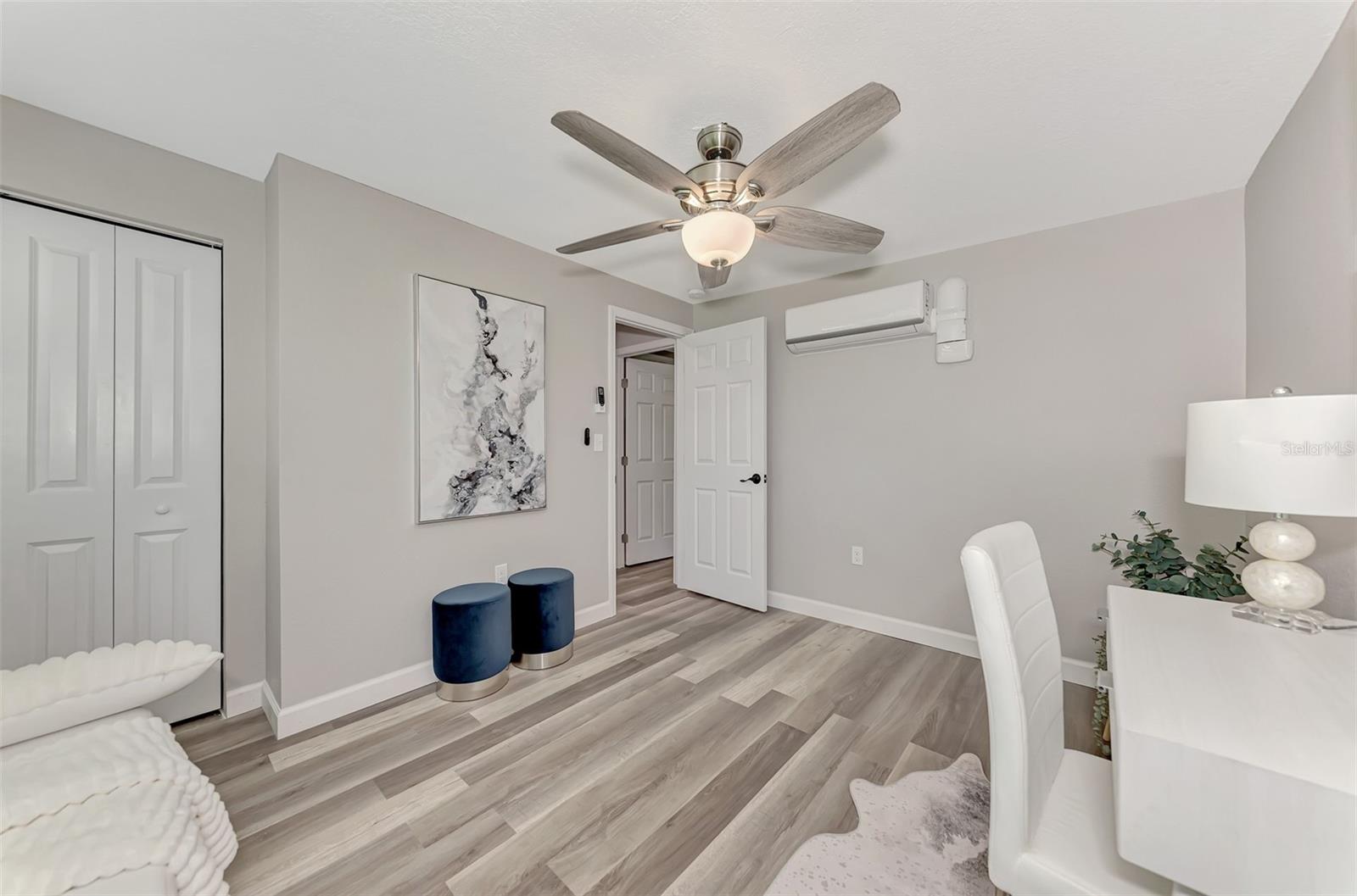 223 MARTIN DR NE