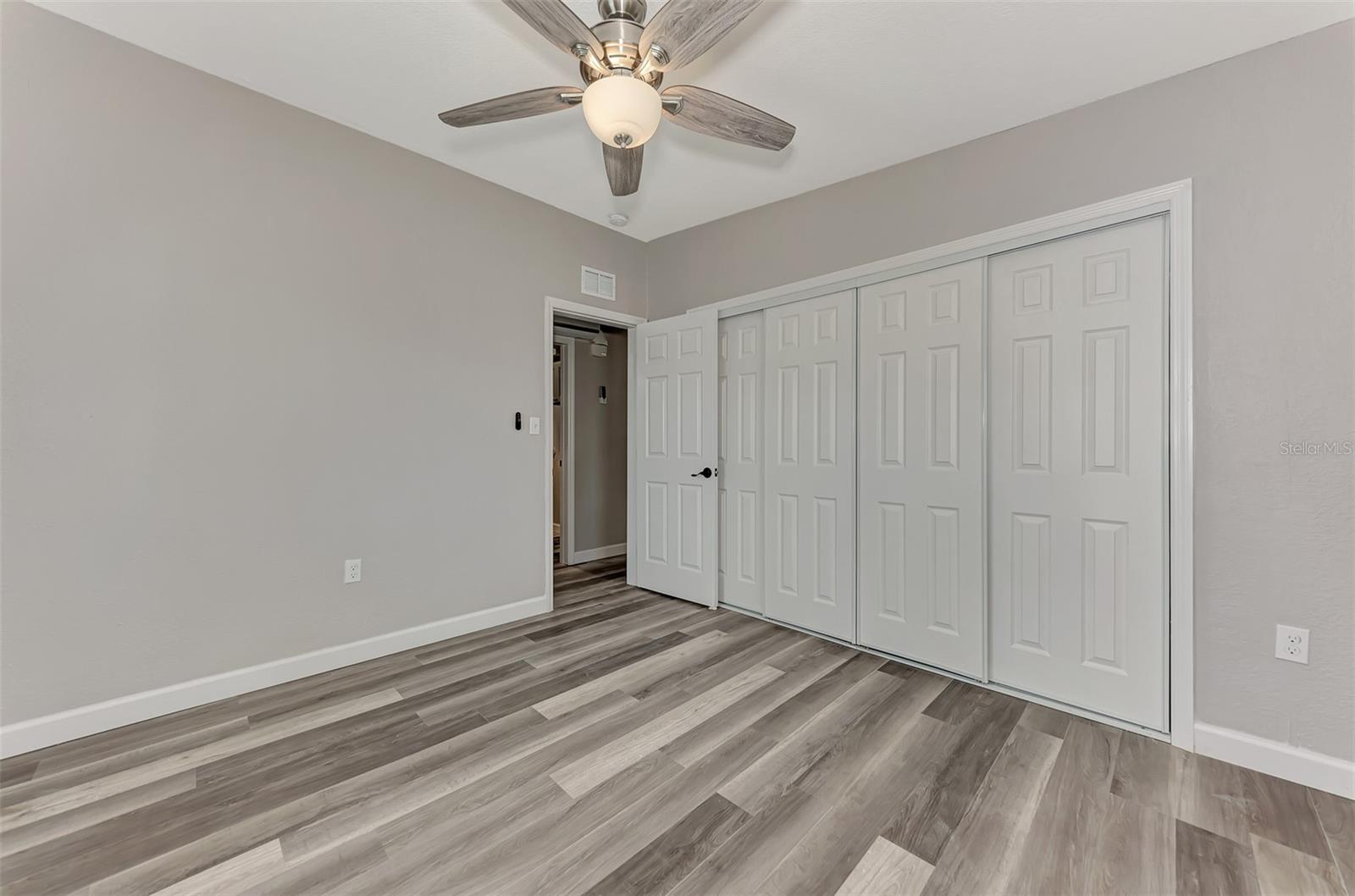 223 MARTIN DR NE