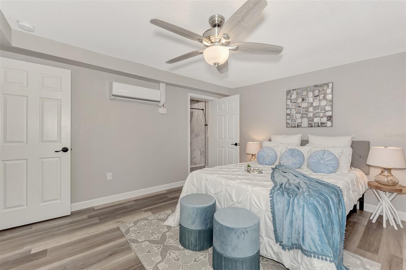 223 MARTIN DR NE