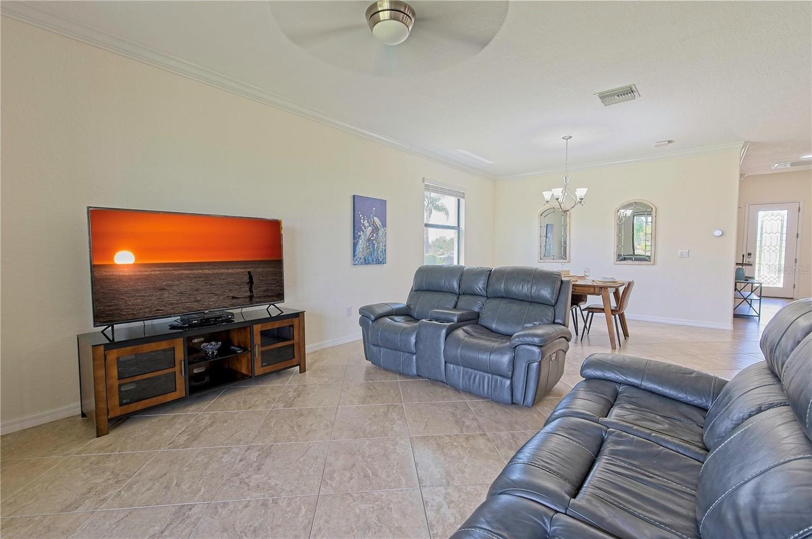 10546 MEDJOOL DR