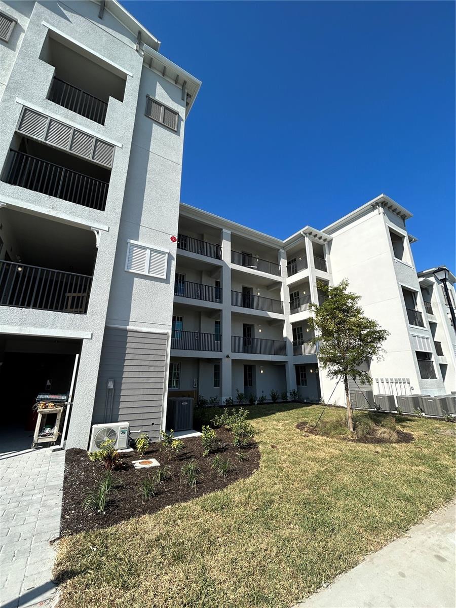 12140 WELLEN GOLF ST #404, #404