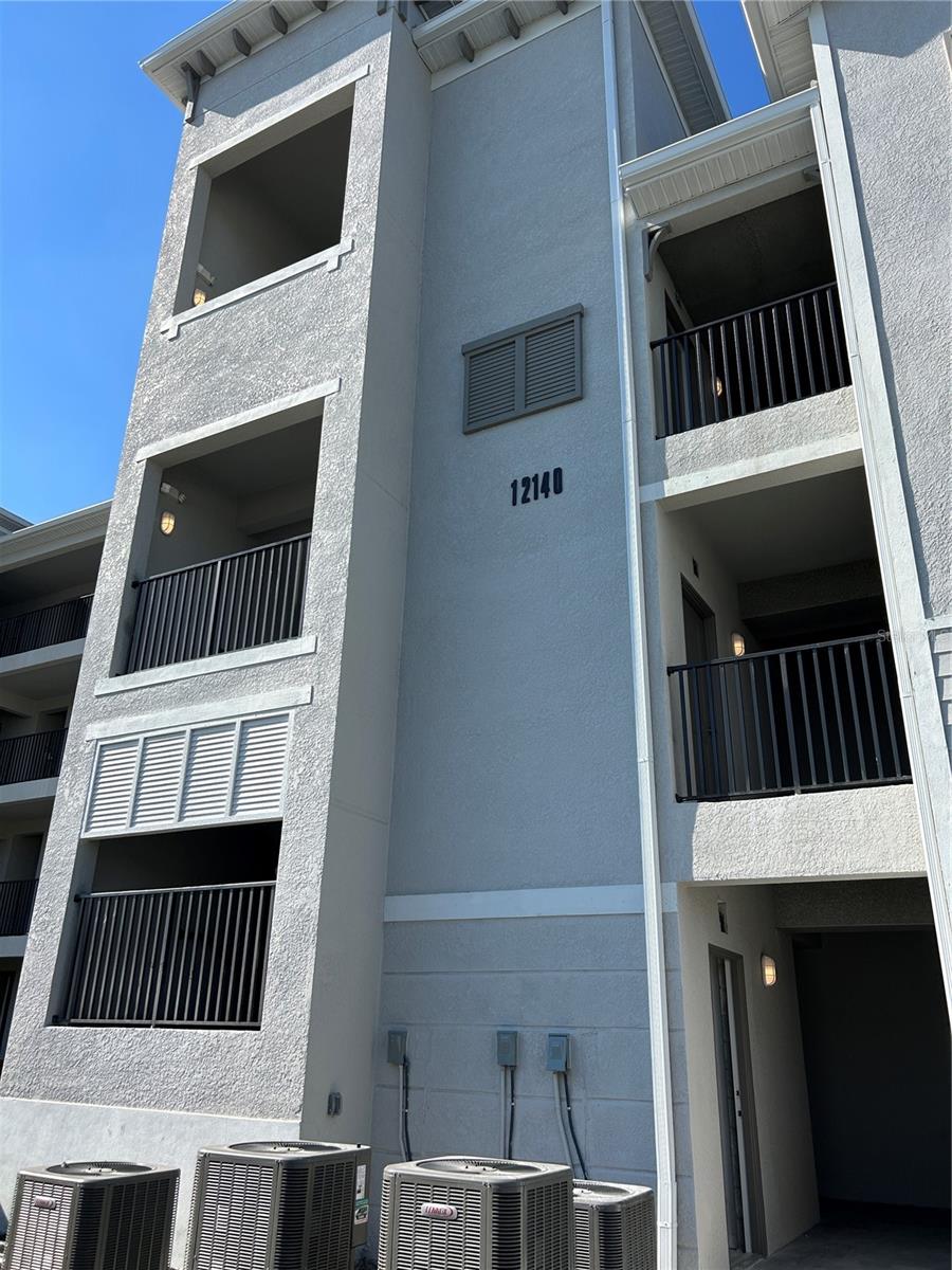 12140 WELLEN GOLF ST #404, #404