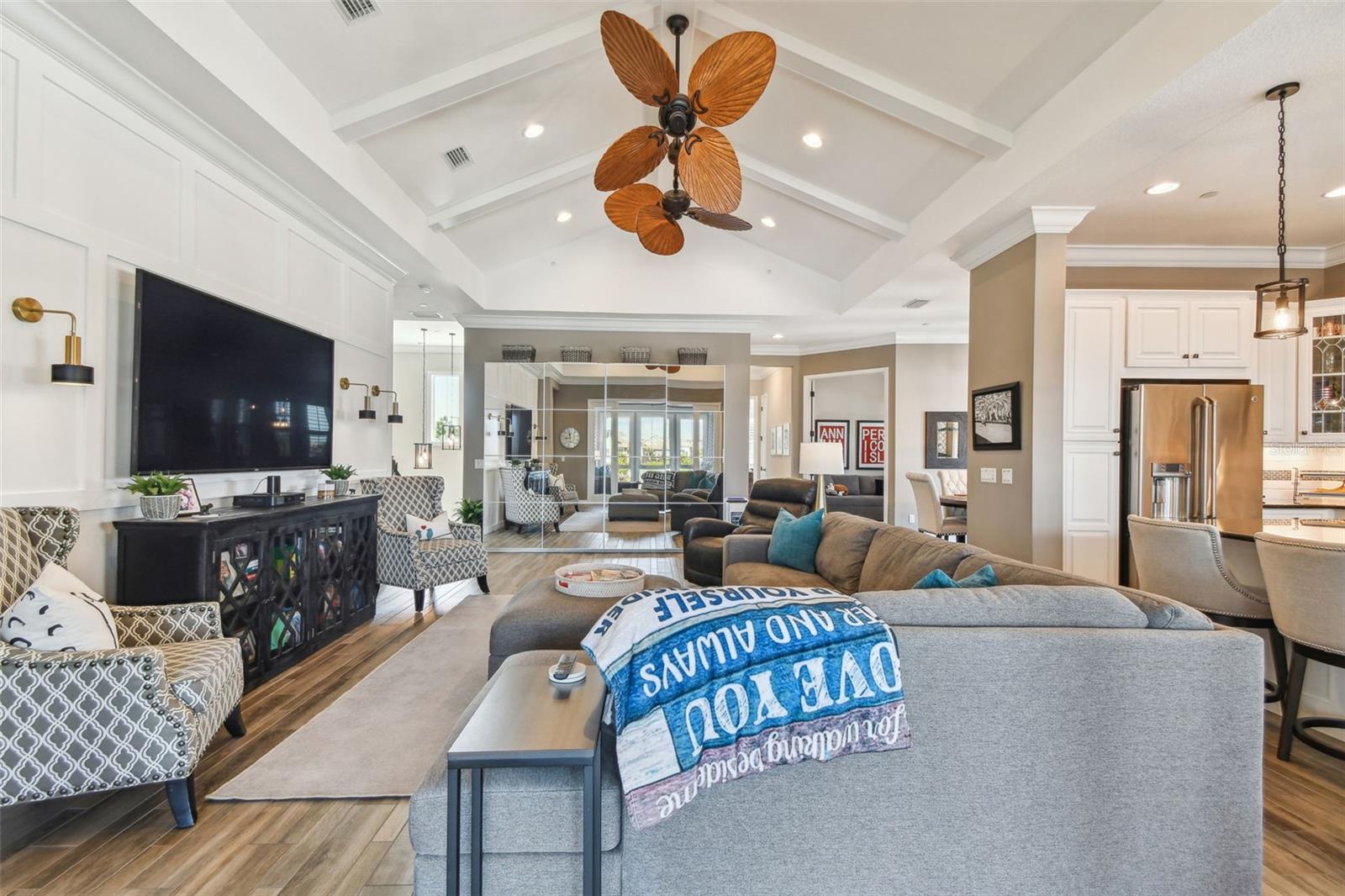 327 COMPASS POINT DR #202, #202