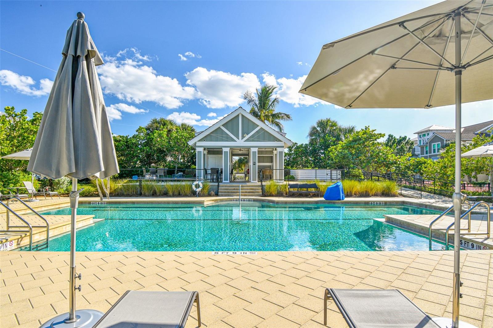327 COMPASS POINT DR #202, #202