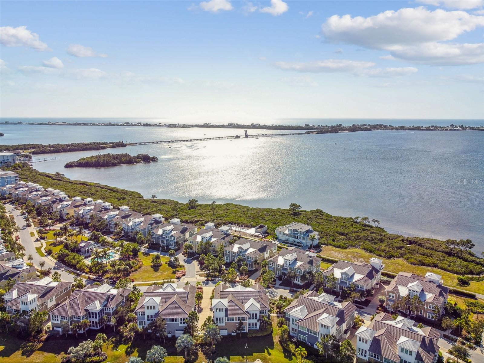 327 COMPASS POINT DR #202, #202