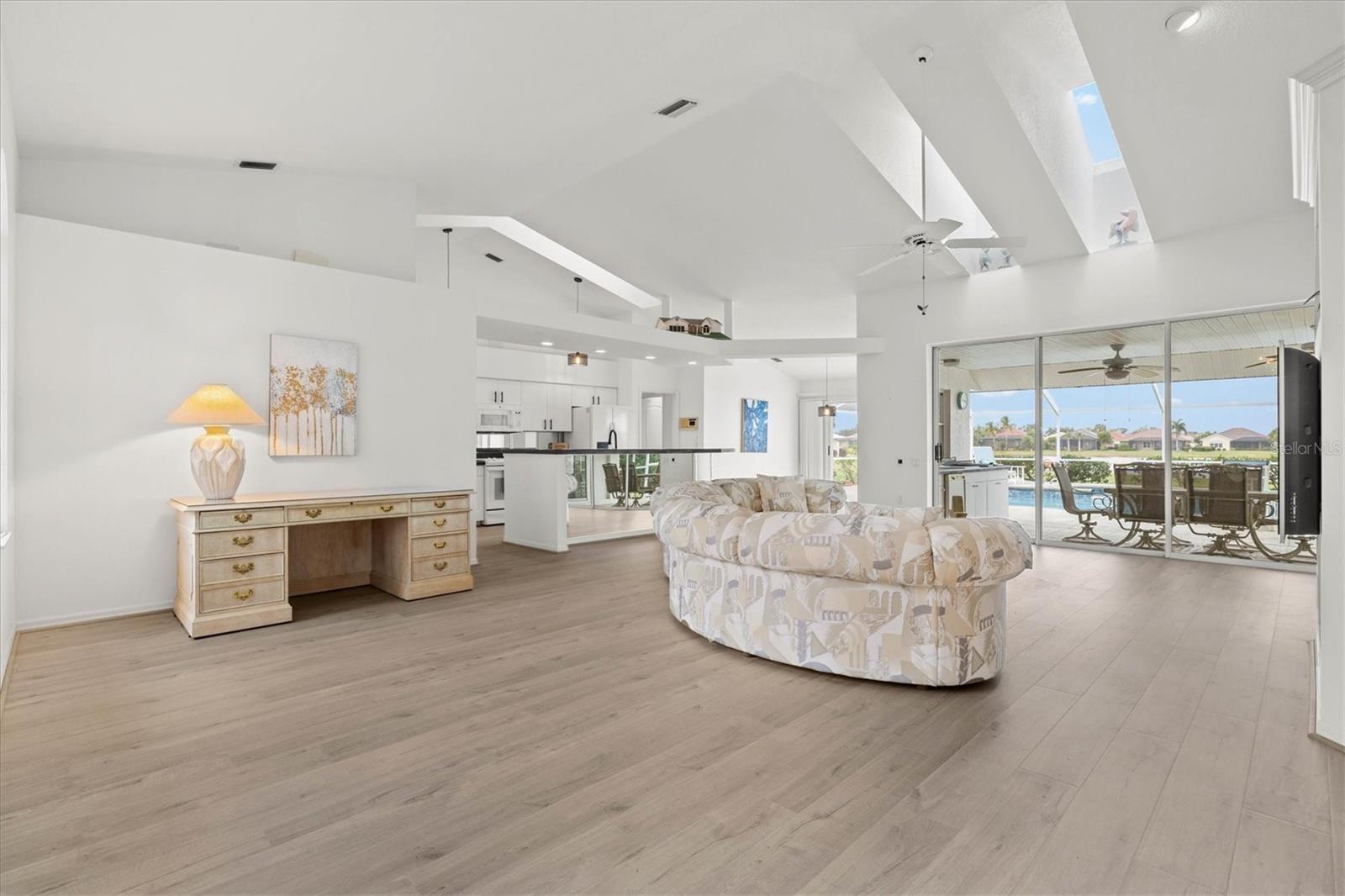 509 PARK ESTATES SQ