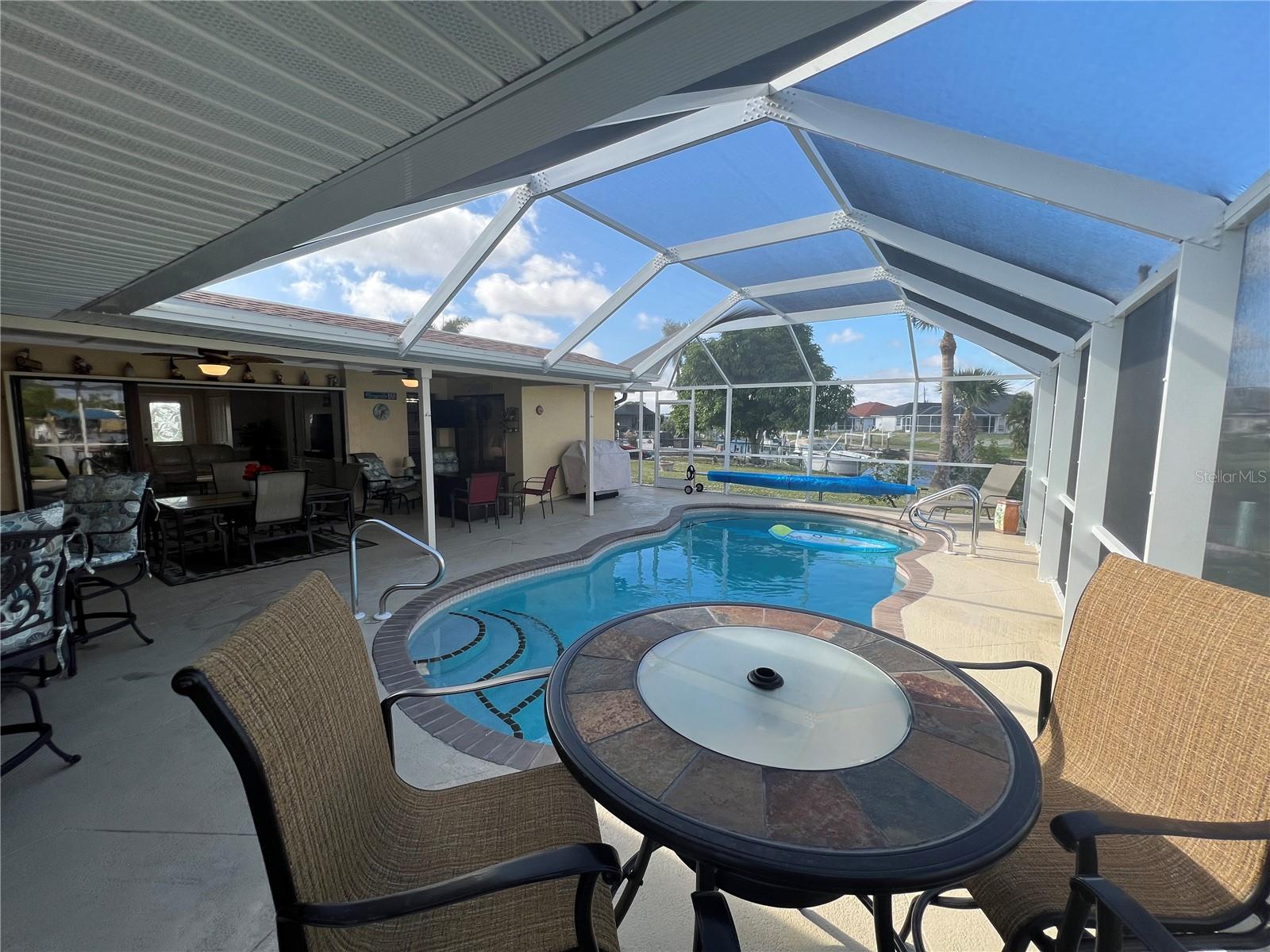 167 FRANCIS DR NE