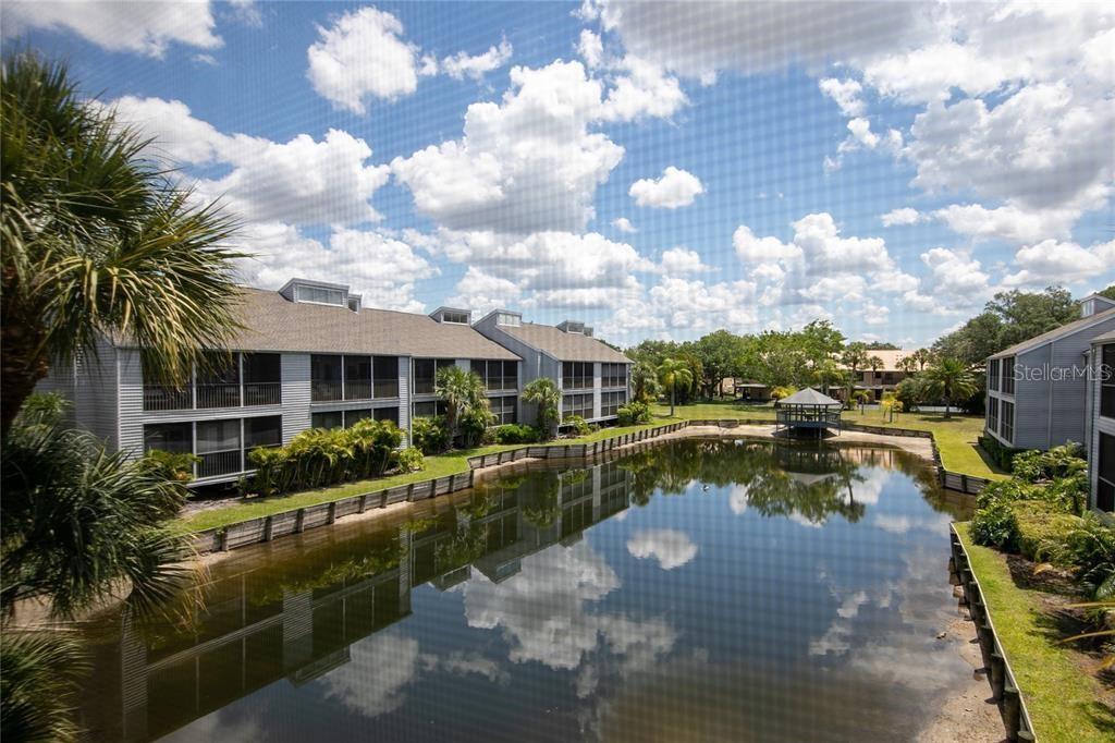 255 FENWICK DR #20, #20