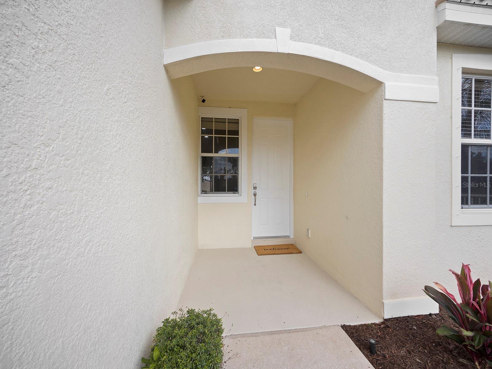 6380 FALCON LAIR DR